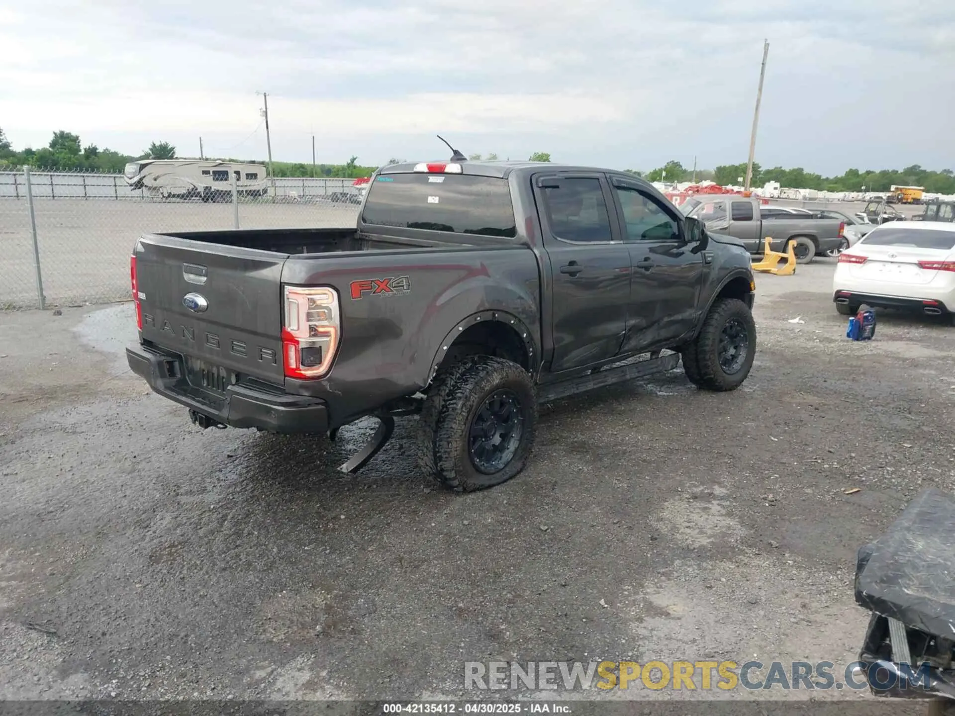 4 Photograph of a damaged car 1FTER4FH4KLA42012 FORD RANGER 2019