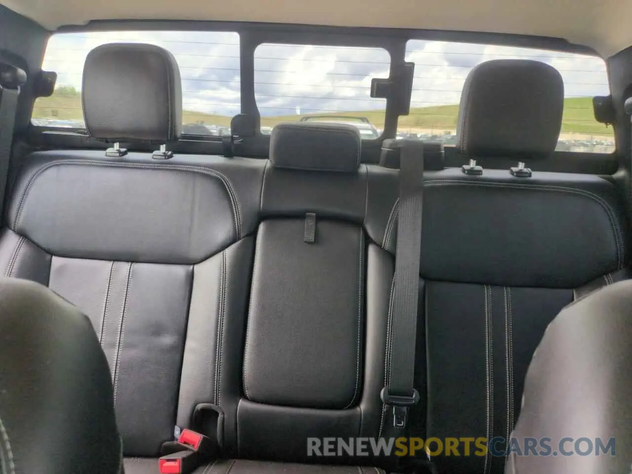 10 Photograph of a damaged car 1FTER4FH5KLA75892 FORD RANGER 2019