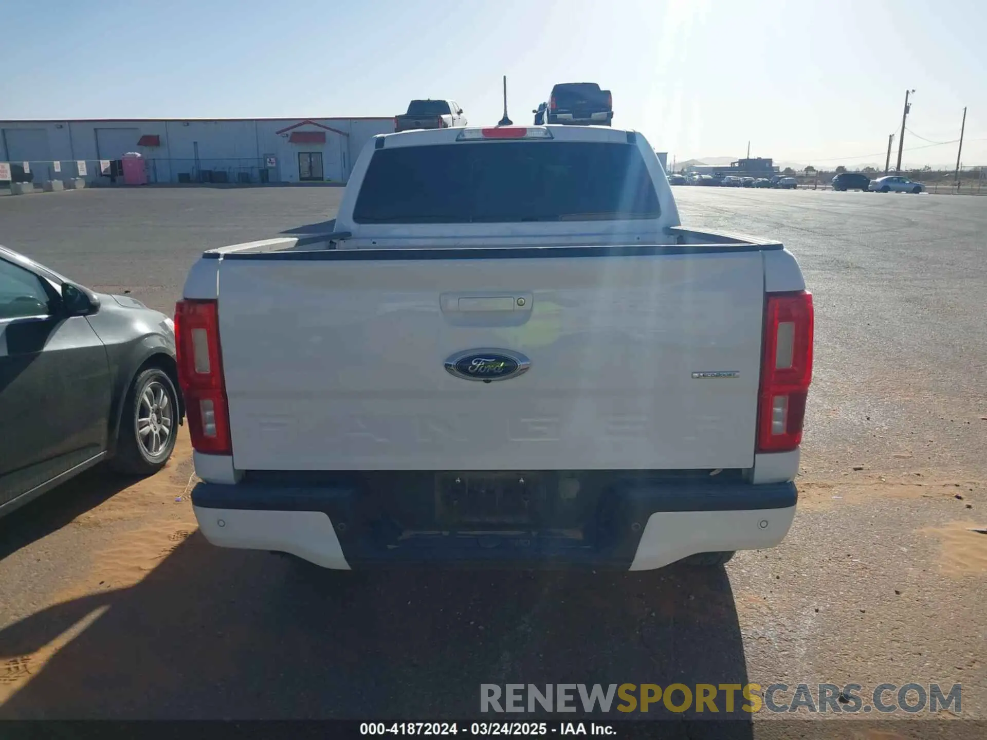 16 Photograph of a damaged car 1FTER4FH8KLA05920 FORD RANGER 2019