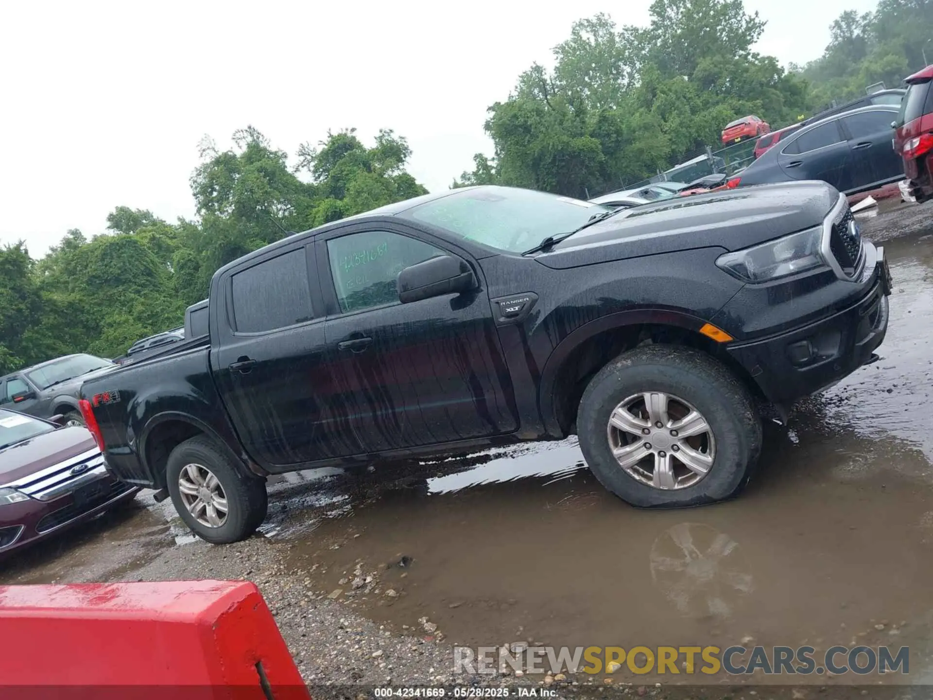13 Photograph of a damaged car 1FTER4FH9KLA09216 FORD RANGER 2019