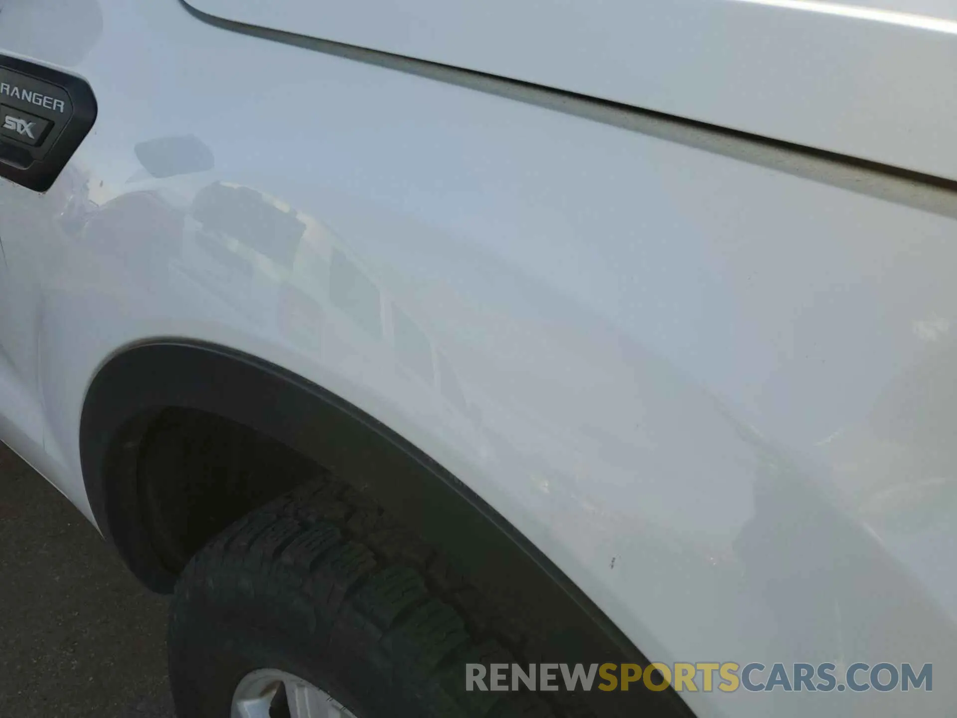 21 Photograph of a damaged car 1FTER4FH9KLA61283 FORD RANGER 2019