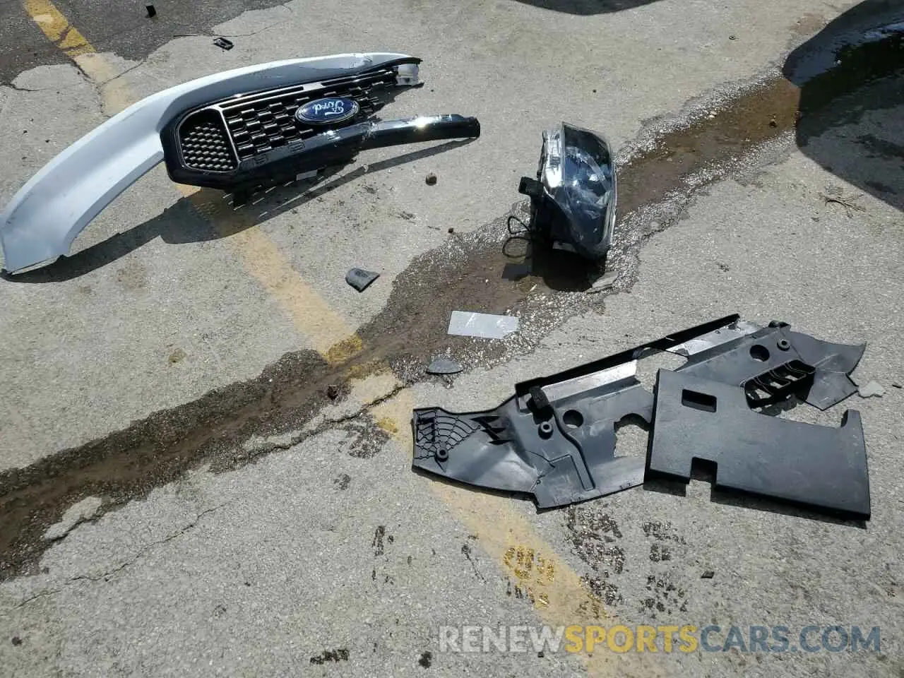 13 Photograph of a damaged car 1FTER4FH9KLA66001 FORD RANGER 2019