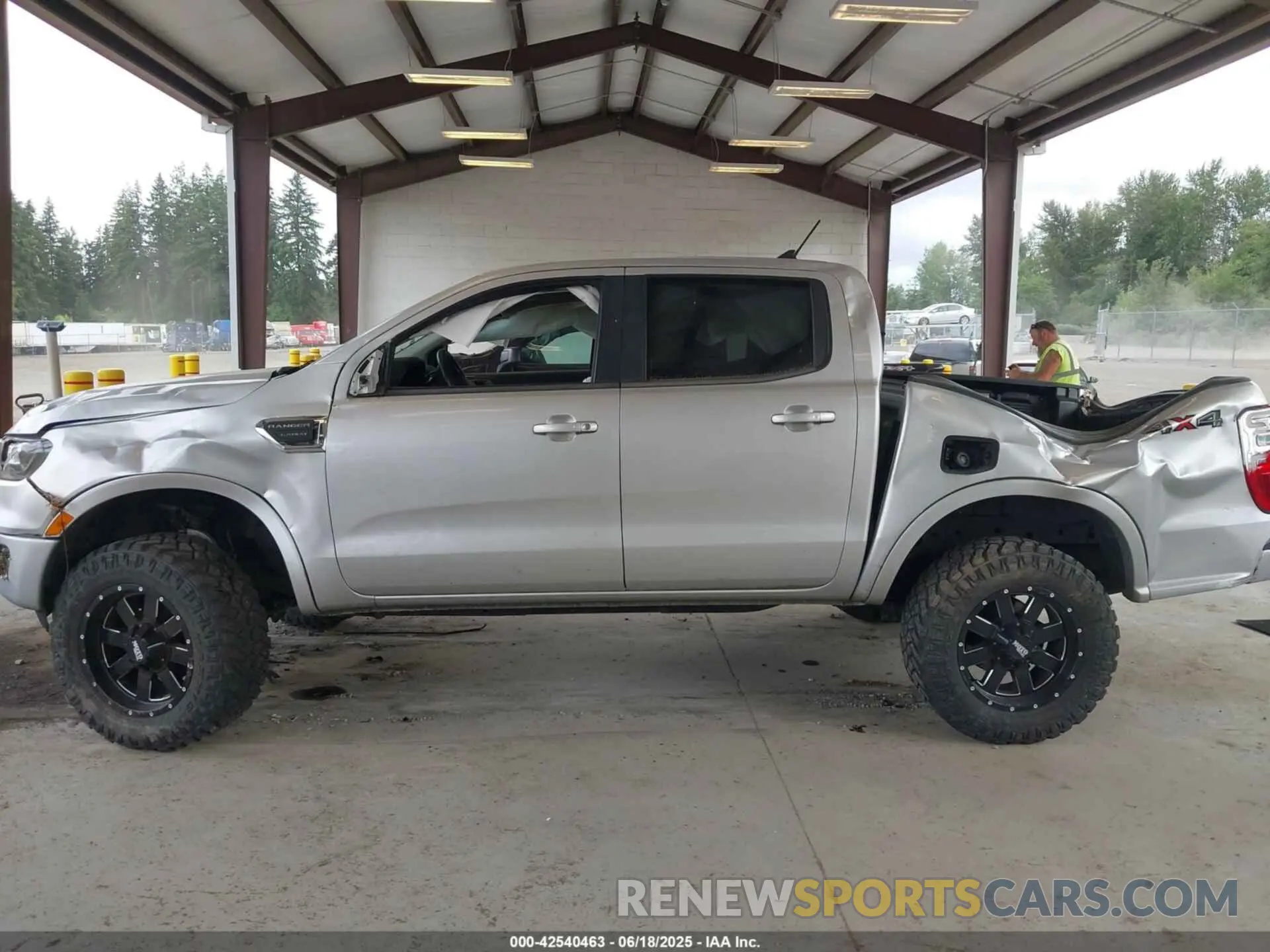 14 Photograph of a damaged car 1FTER4FHXKLA18345 FORD RANGER 2019