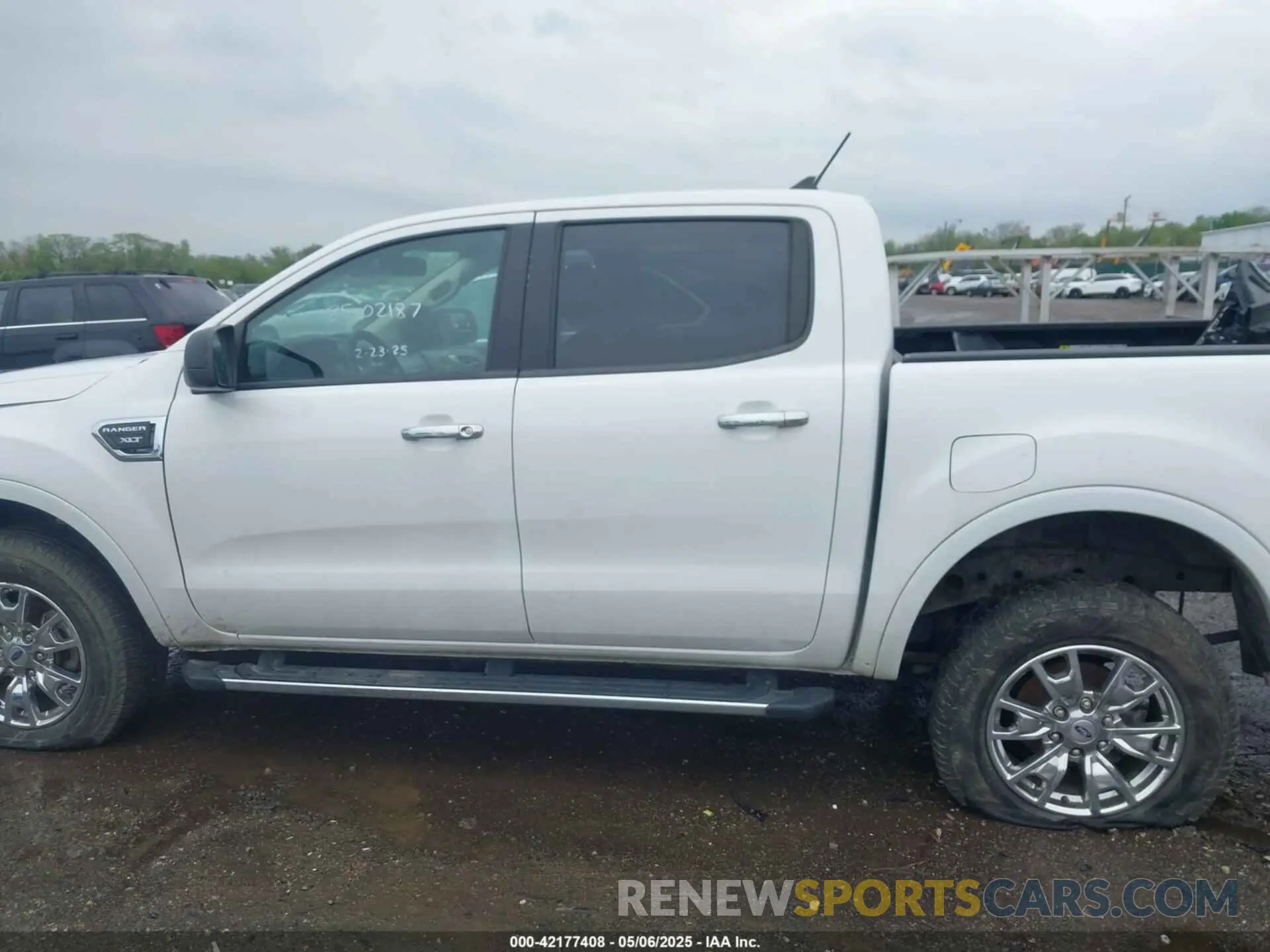 15 Photograph of a damaged car 1FTER4FHXKLA26574 FORD RANGER 2019