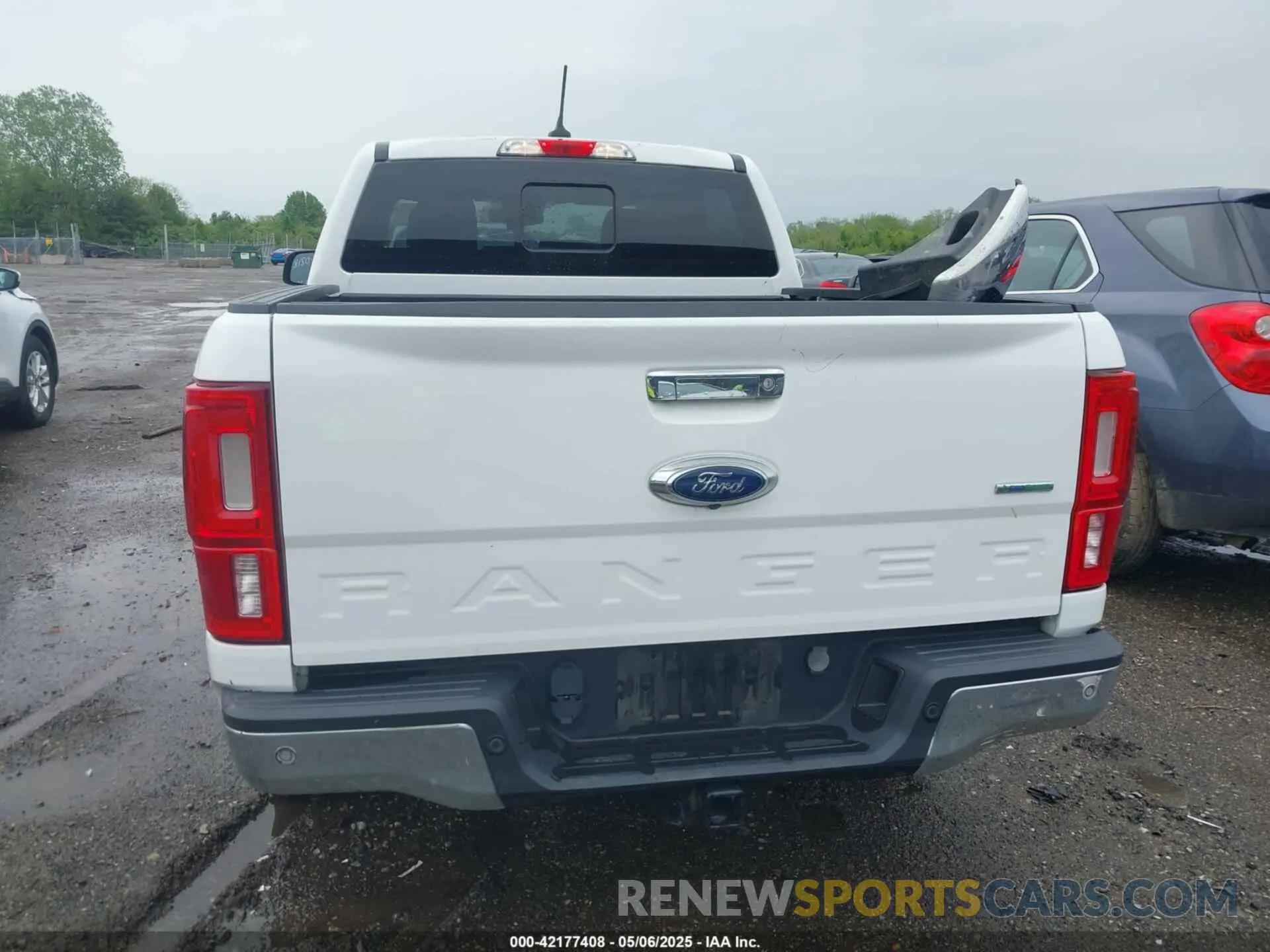 17 Photograph of a damaged car 1FTER4FHXKLA26574 FORD RANGER 2019