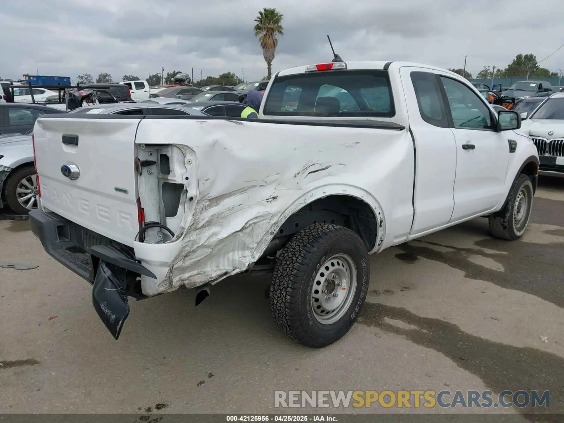 4 Photograph of a damaged car 1FTER1EH7LLA42247 FORD RANGER 2020