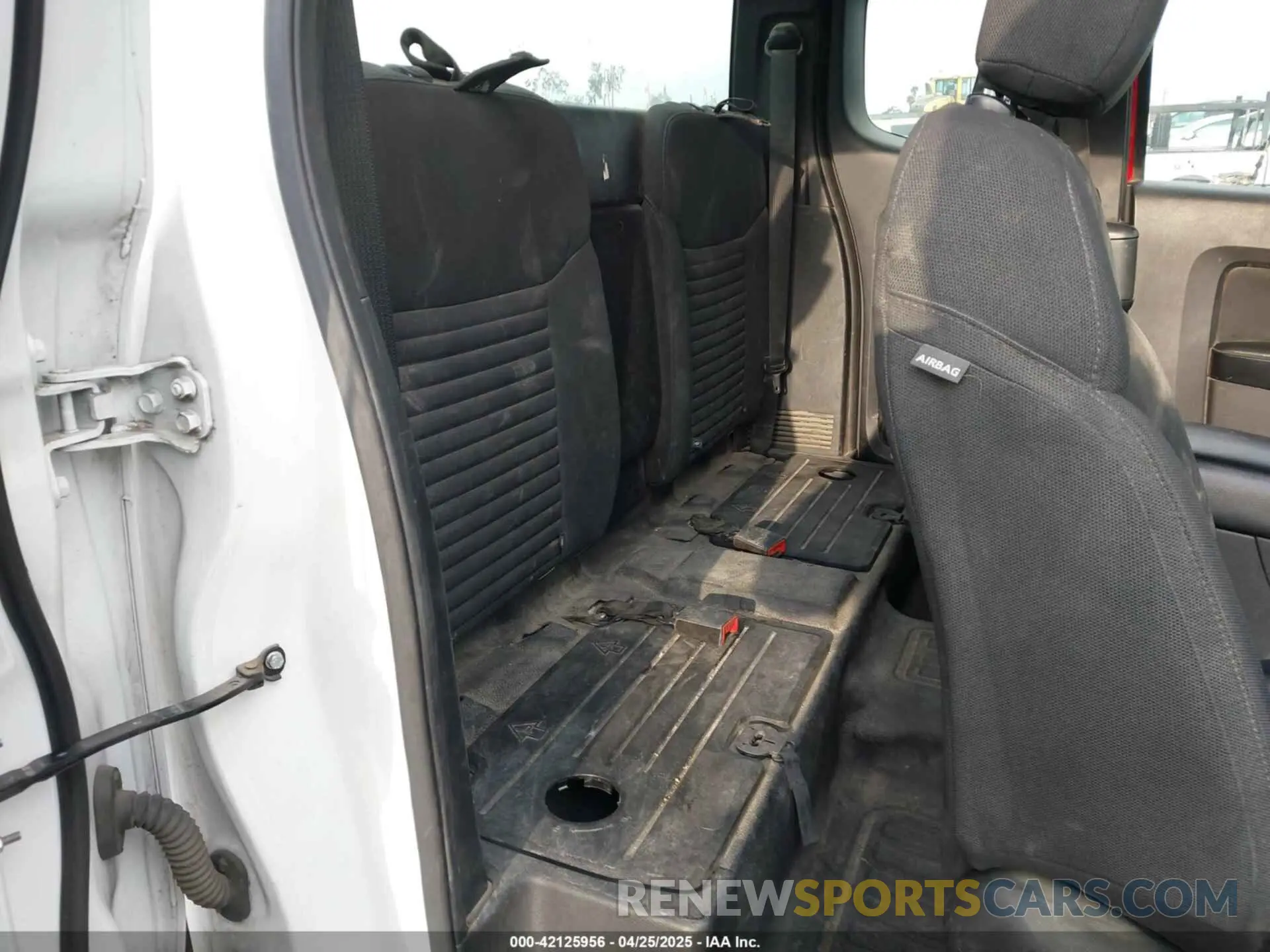 8 Photograph of a damaged car 1FTER1EH7LLA42247 FORD RANGER 2020