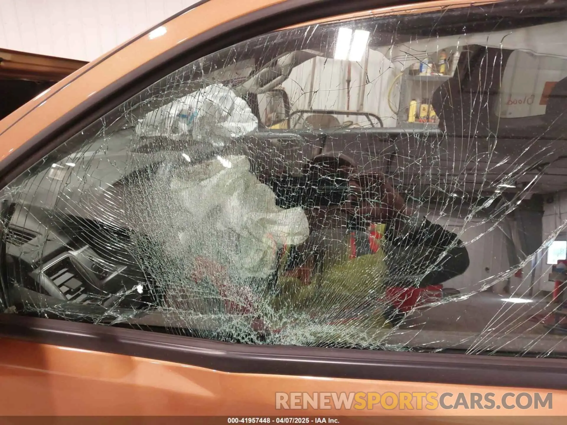 19 Photograph of a damaged car 1FTER1FH1LLA06665 FORD RANGER 2020