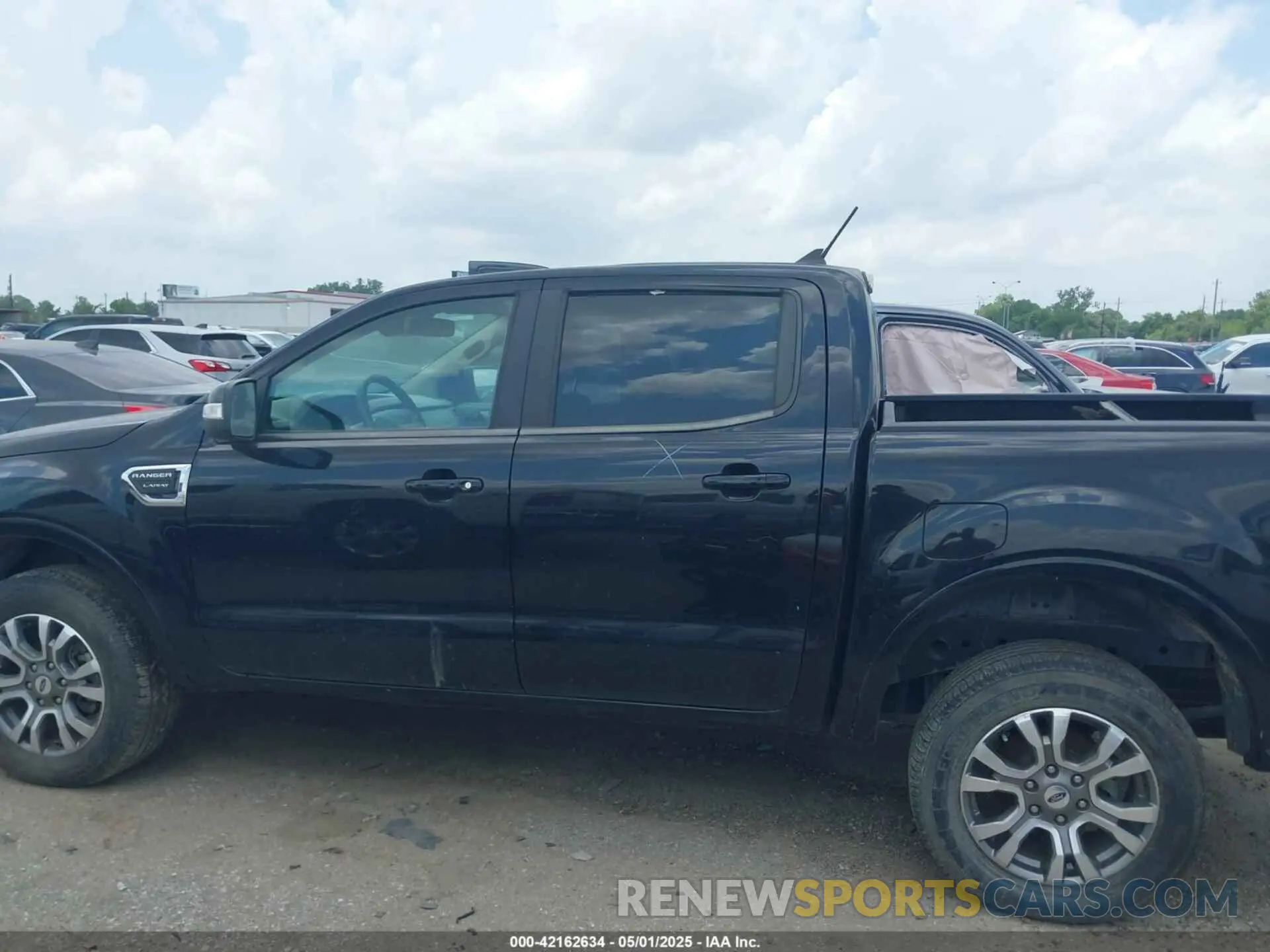 14 Photograph of a damaged car 1FTER4EH0LLA09401 FORD RANGER 2020