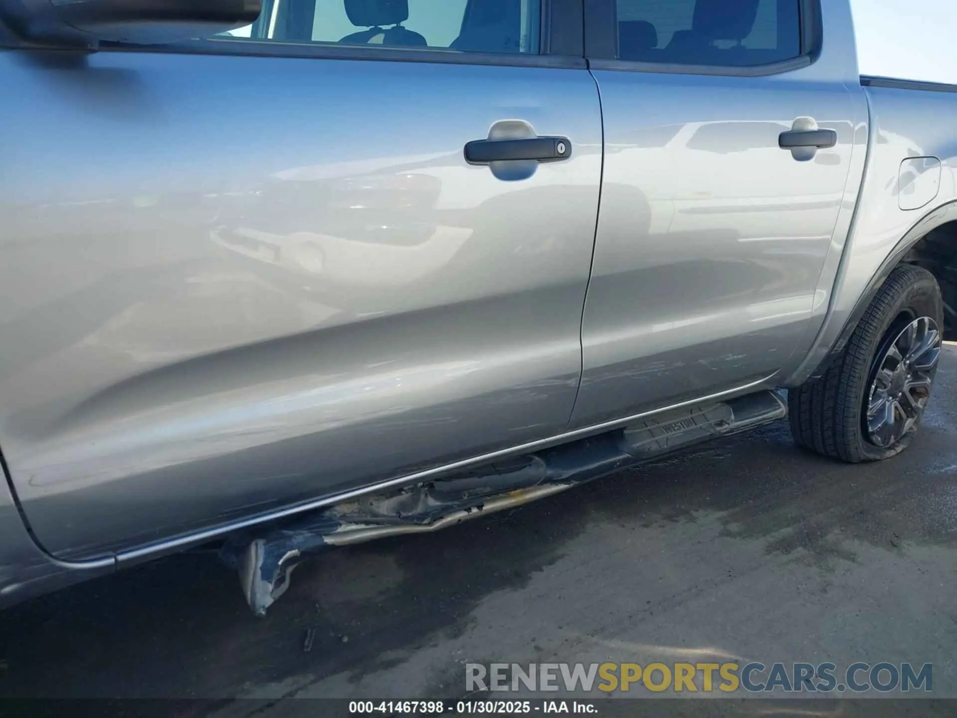 19 Photograph of a damaged car 1FTER4EH0LLA74653 FORD RANGER 2020