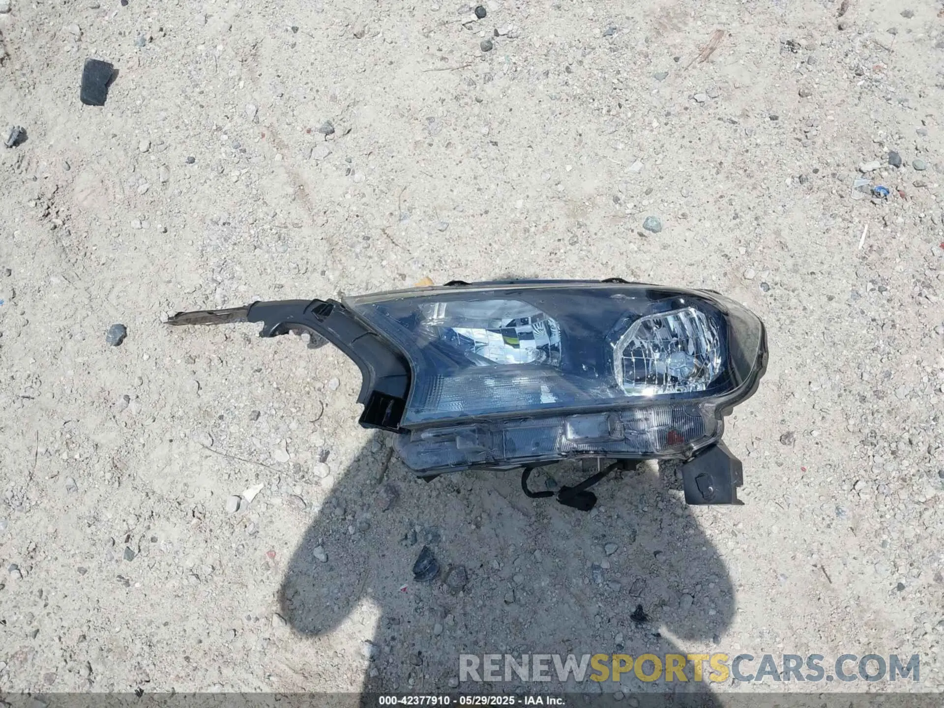 12 Photograph of a damaged car 1FTER4EH2LLA43937 FORD RANGER 2020