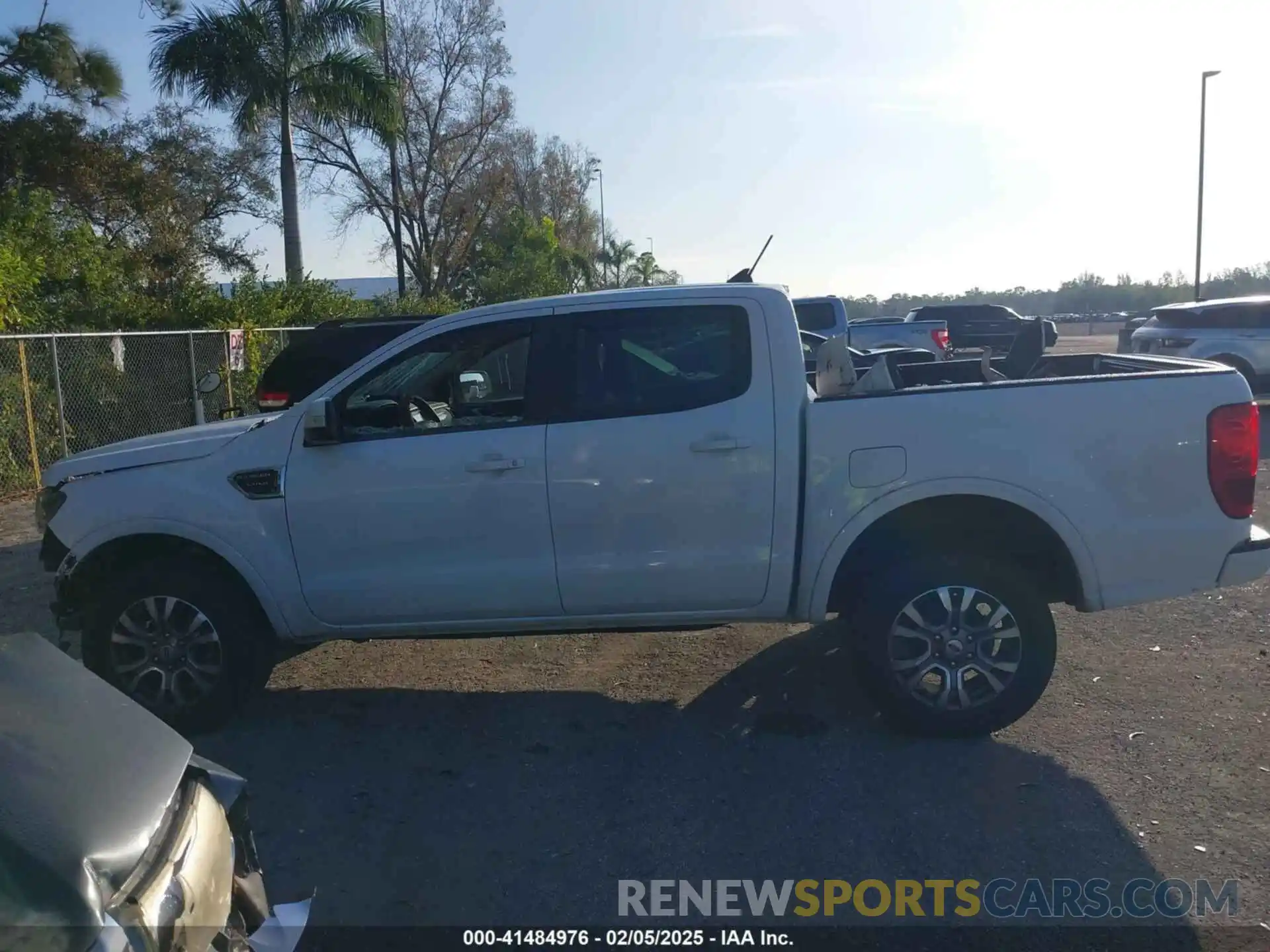 14 Photograph of a damaged car 1FTER4EH3LLA09358 FORD RANGER 2020