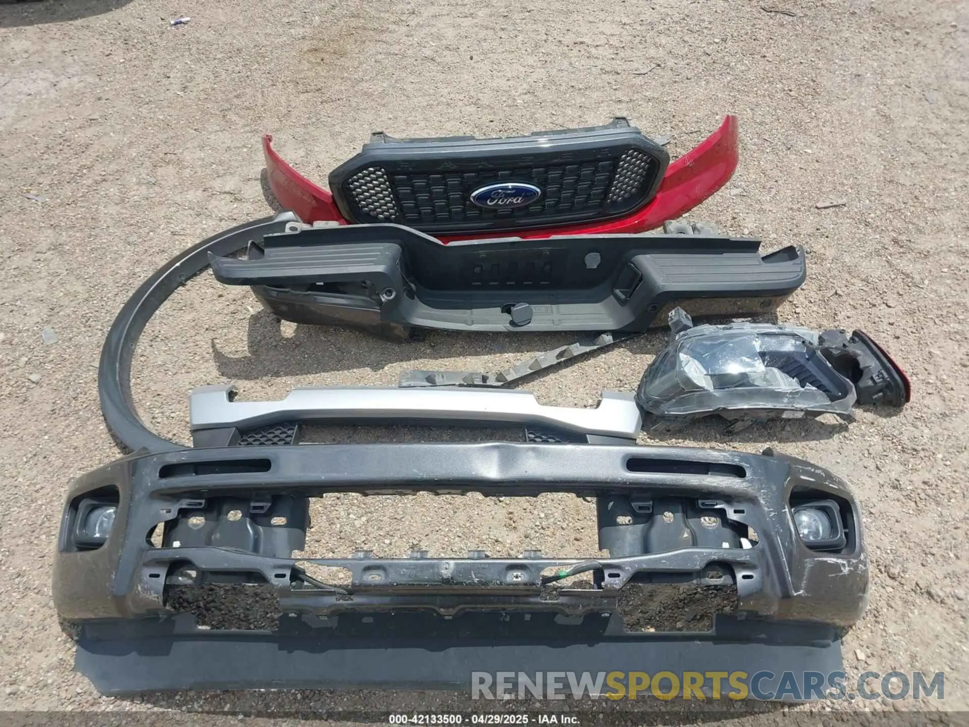 12 Photograph of a damaged car 1FTER4EH5LLA33547 FORD RANGER 2020