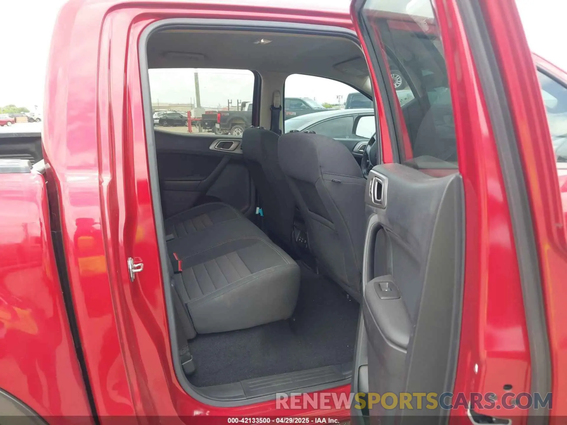 8 Photograph of a damaged car 1FTER4EH5LLA33547 FORD RANGER 2020