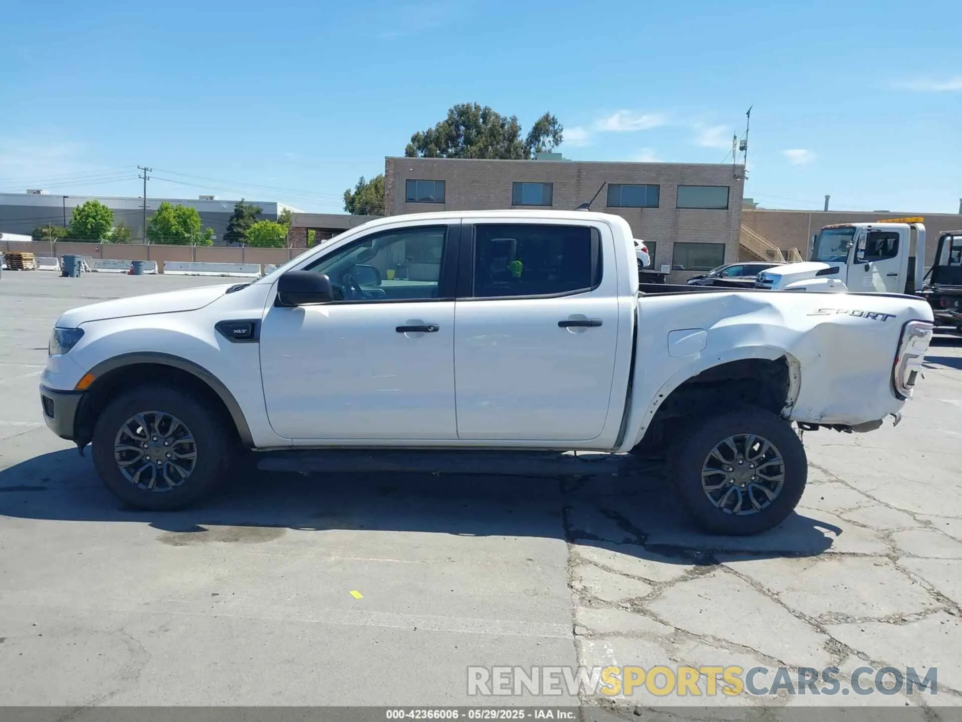 15 Photograph of a damaged car 1FTER4EH5LLA55211 FORD RANGER 2020