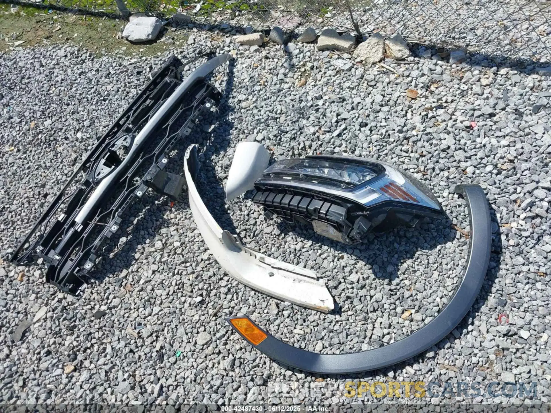 12 Photograph of a damaged car 1FTER4EH7LLA81793 FORD RANGER 2020
