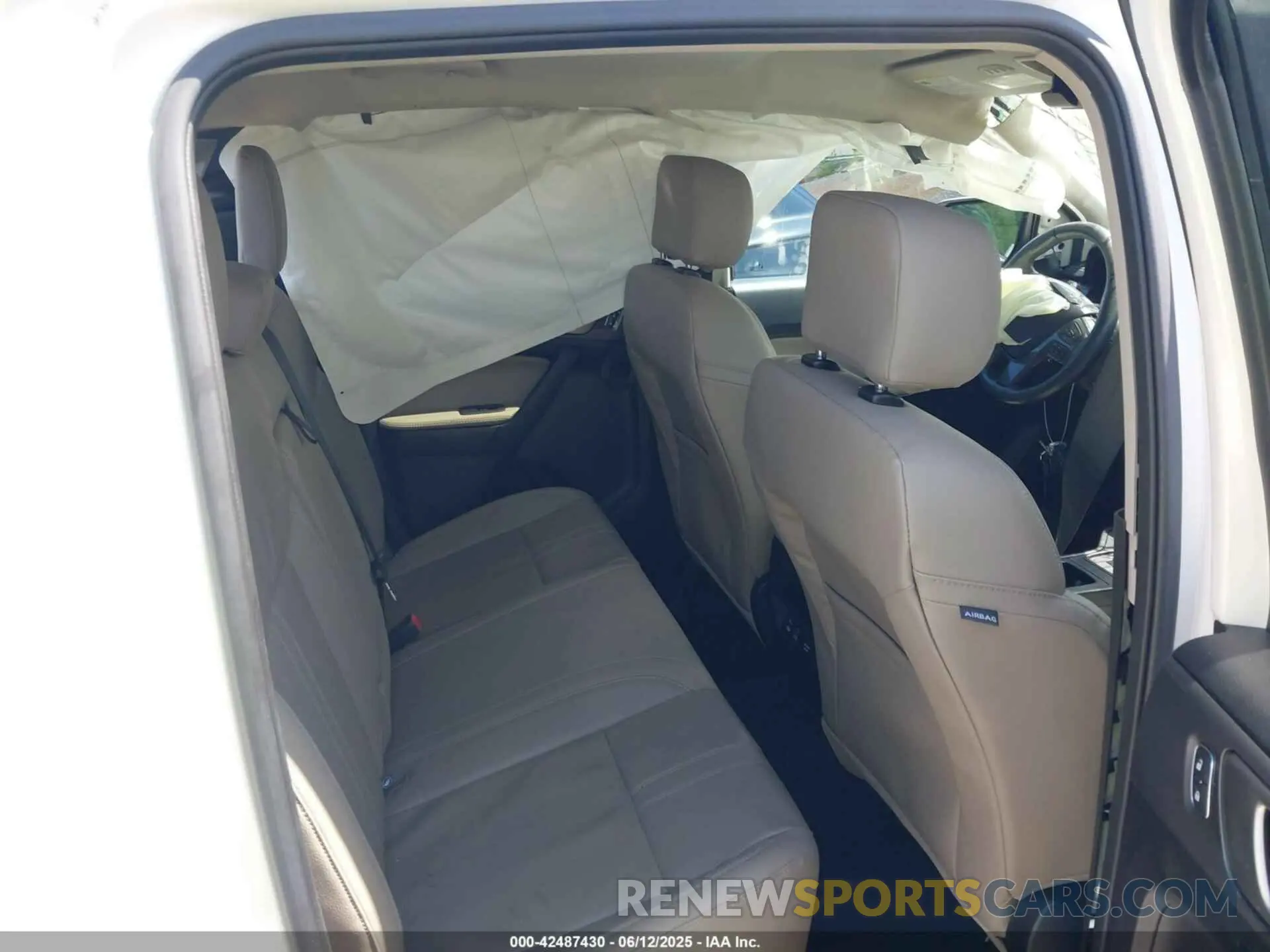 8 Photograph of a damaged car 1FTER4EH7LLA81793 FORD RANGER 2020