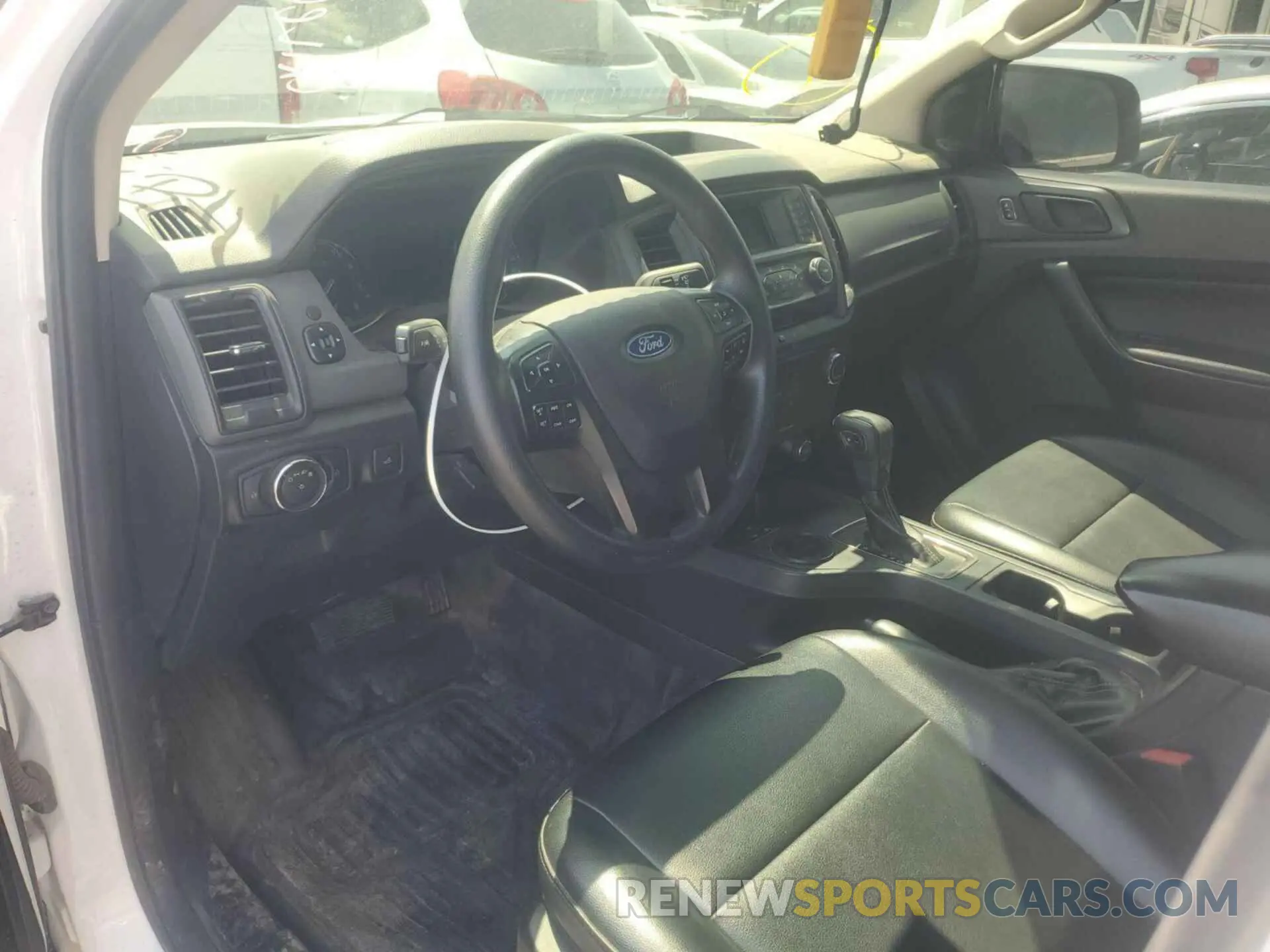 18 Photograph of a damaged car 1FTER4EH8LLA53100 FORD RANGER 2020