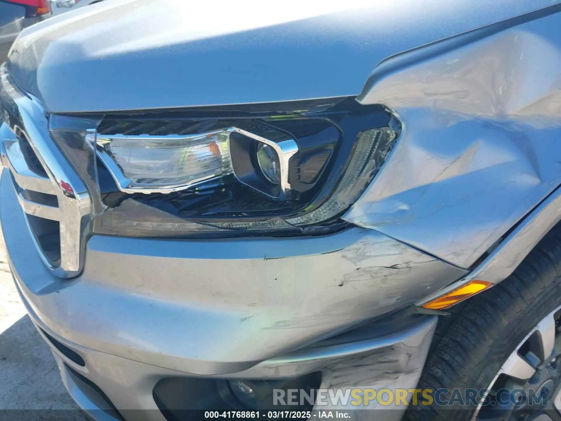 18 Photograph of a damaged car 1FTER4EH9LLA04195 FORD RANGER 2020