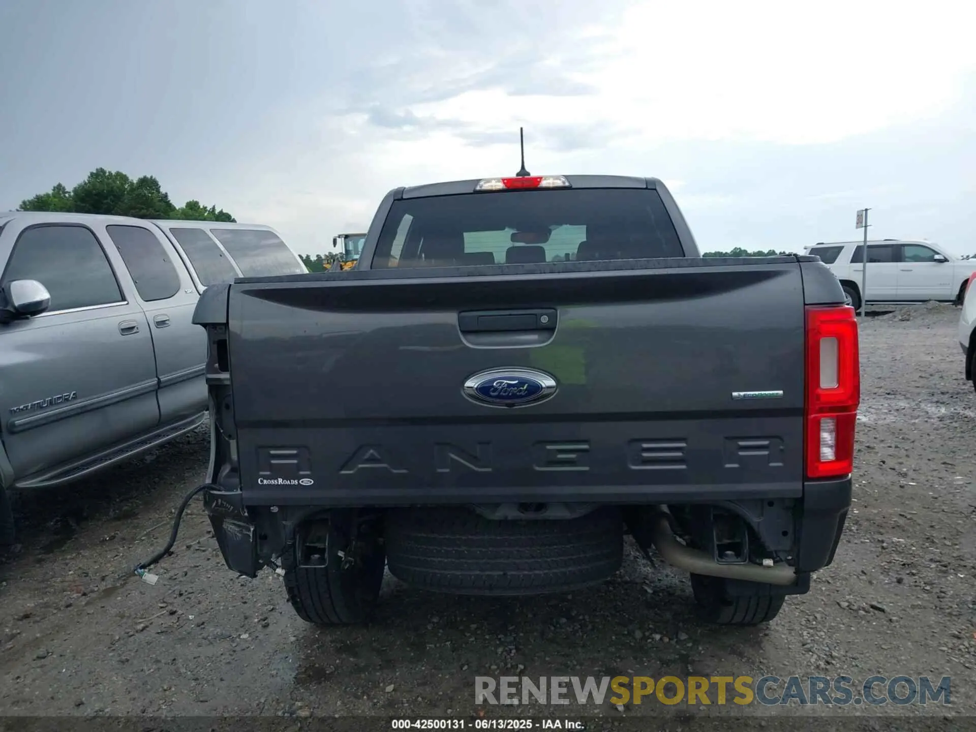 17 Photograph of a damaged car 1FTER4FH3LLA00688 FORD RANGER 2020