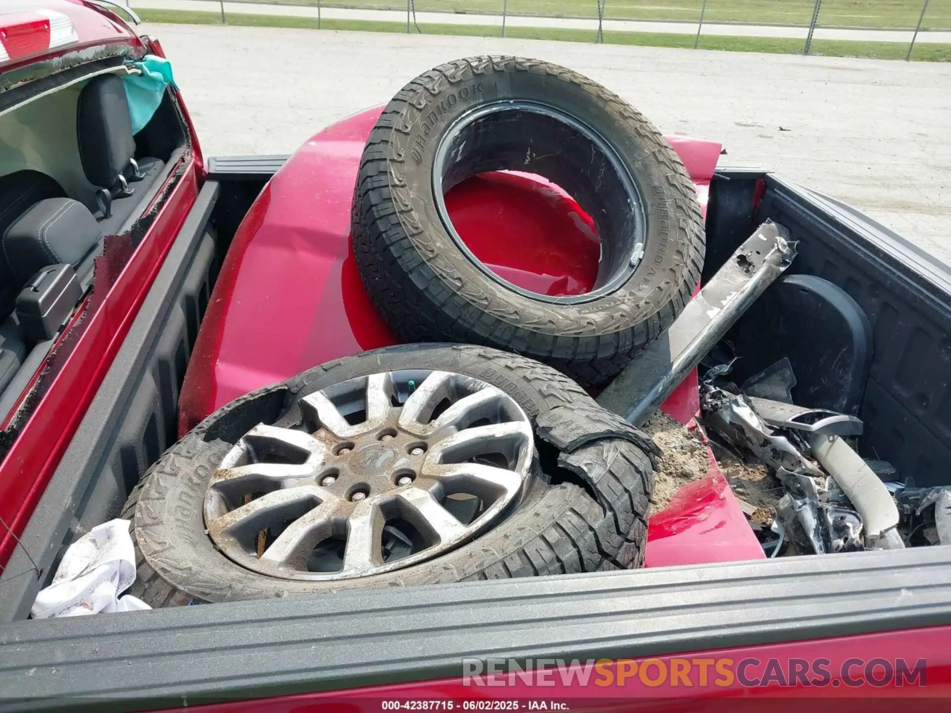 12 Photograph of a damaged car 1FTER4FH4LLA01185 FORD RANGER 2020