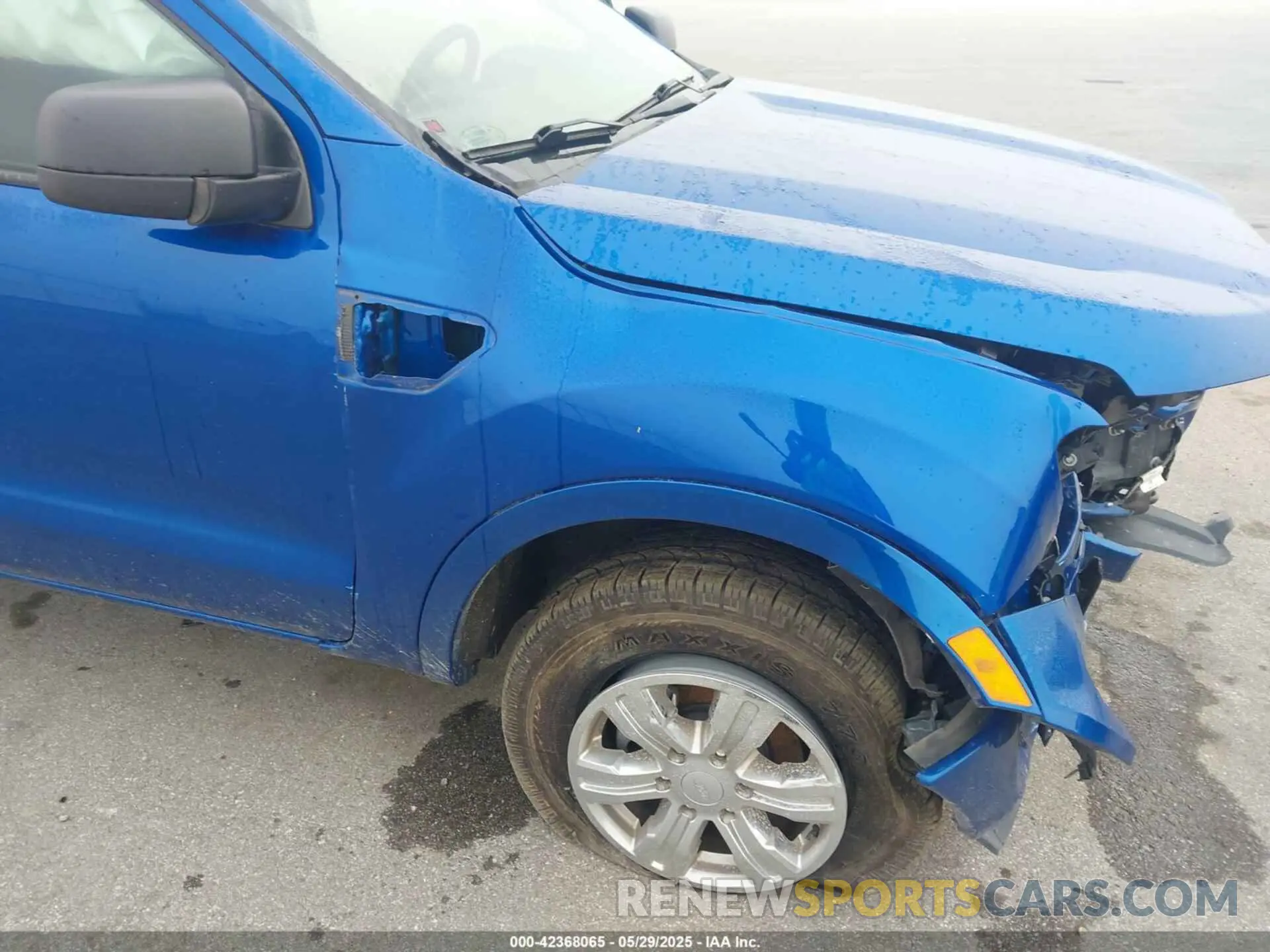 18 Photograph of a damaged car 1FTER4FH7LLA28302 FORD RANGER 2020