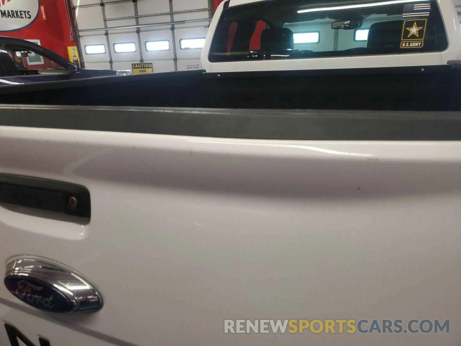 16 Photograph of a damaged car 1FTER1EH3MLD07392 FORD RANGER 2021