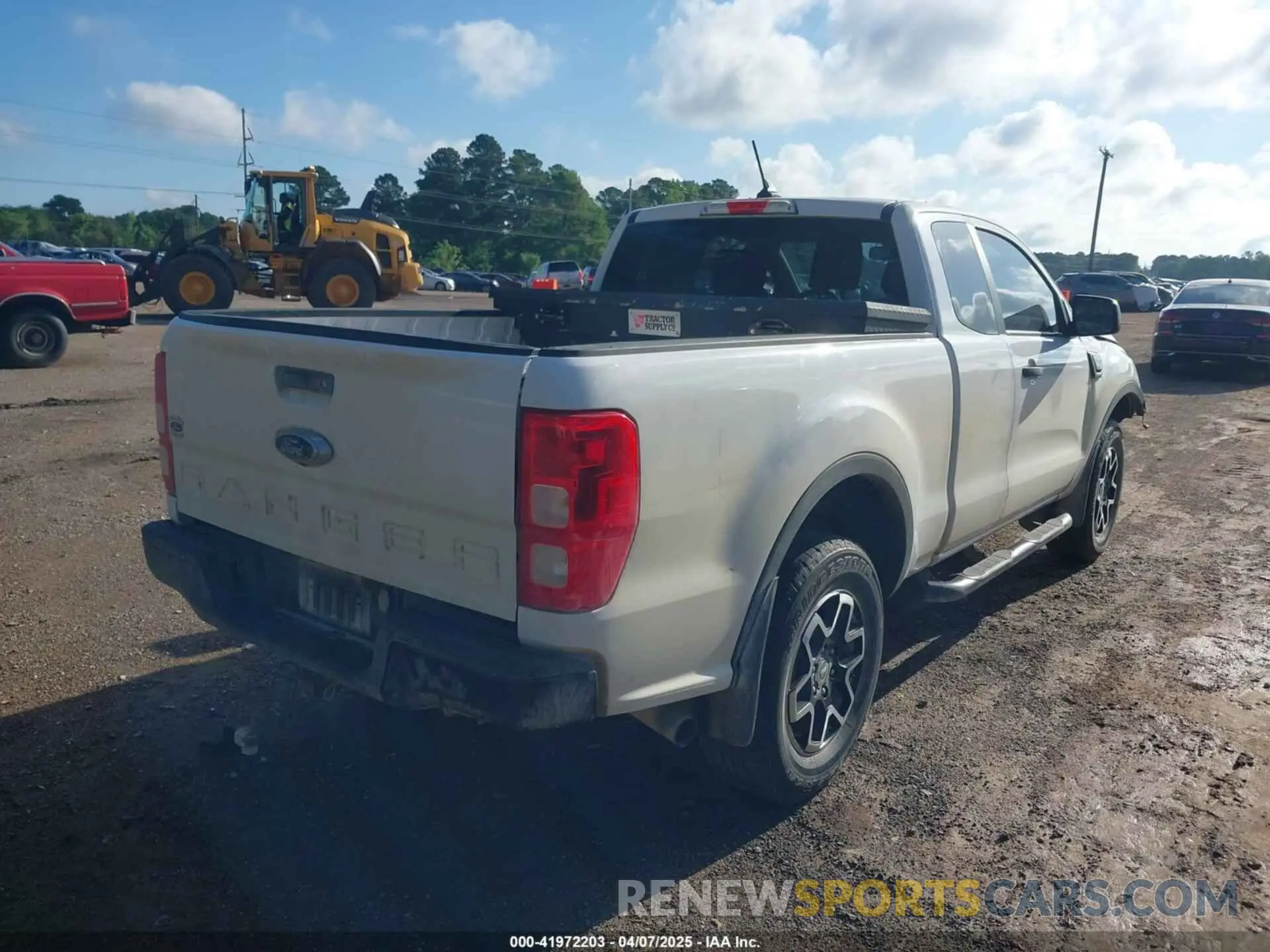 4 Photograph of a damaged car 1FTER1EH3MLD17114 FORD RANGER 2021