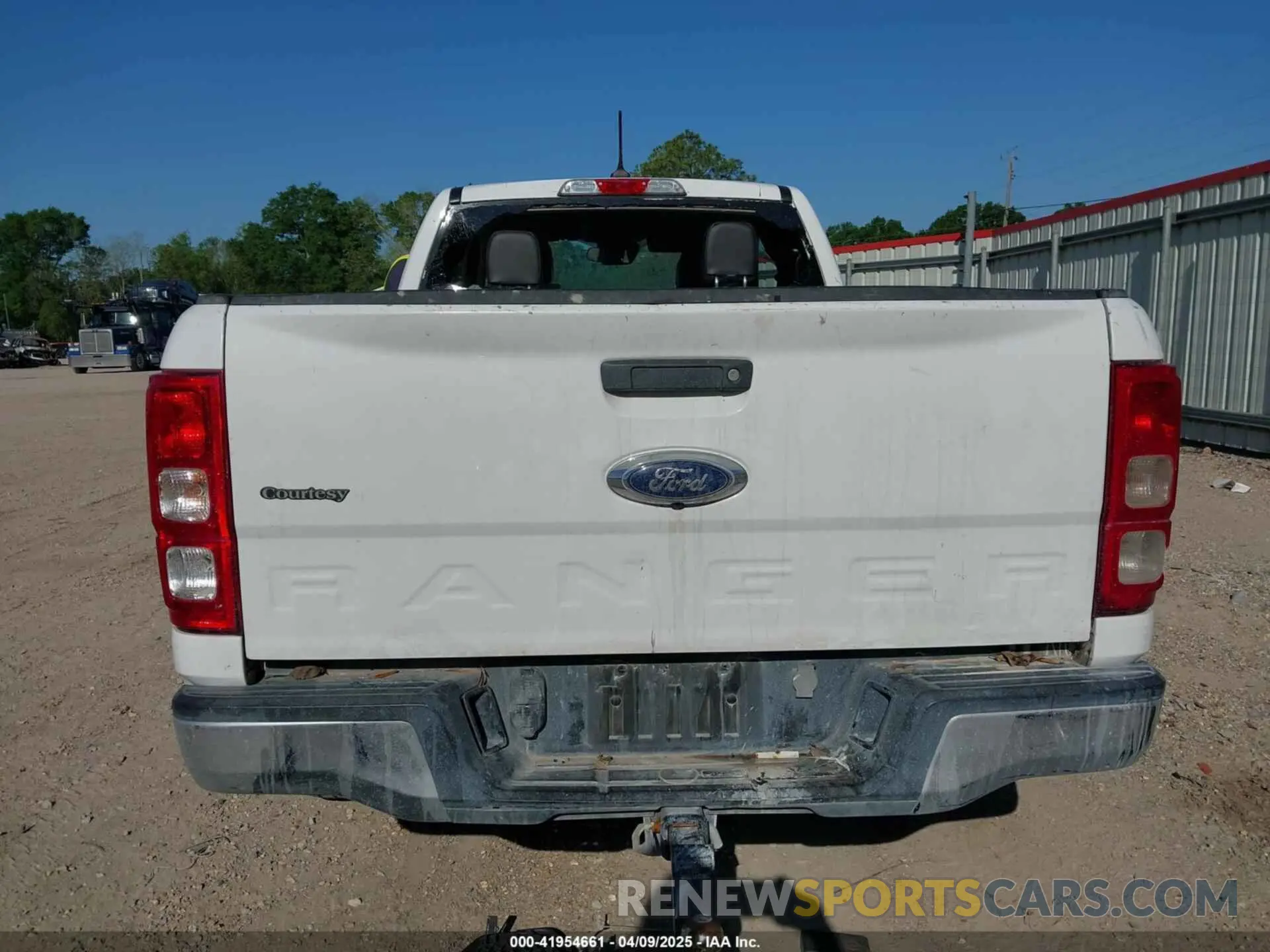 17 Photograph of a damaged car 1FTER1EH9MLD00849 FORD RANGER 2021