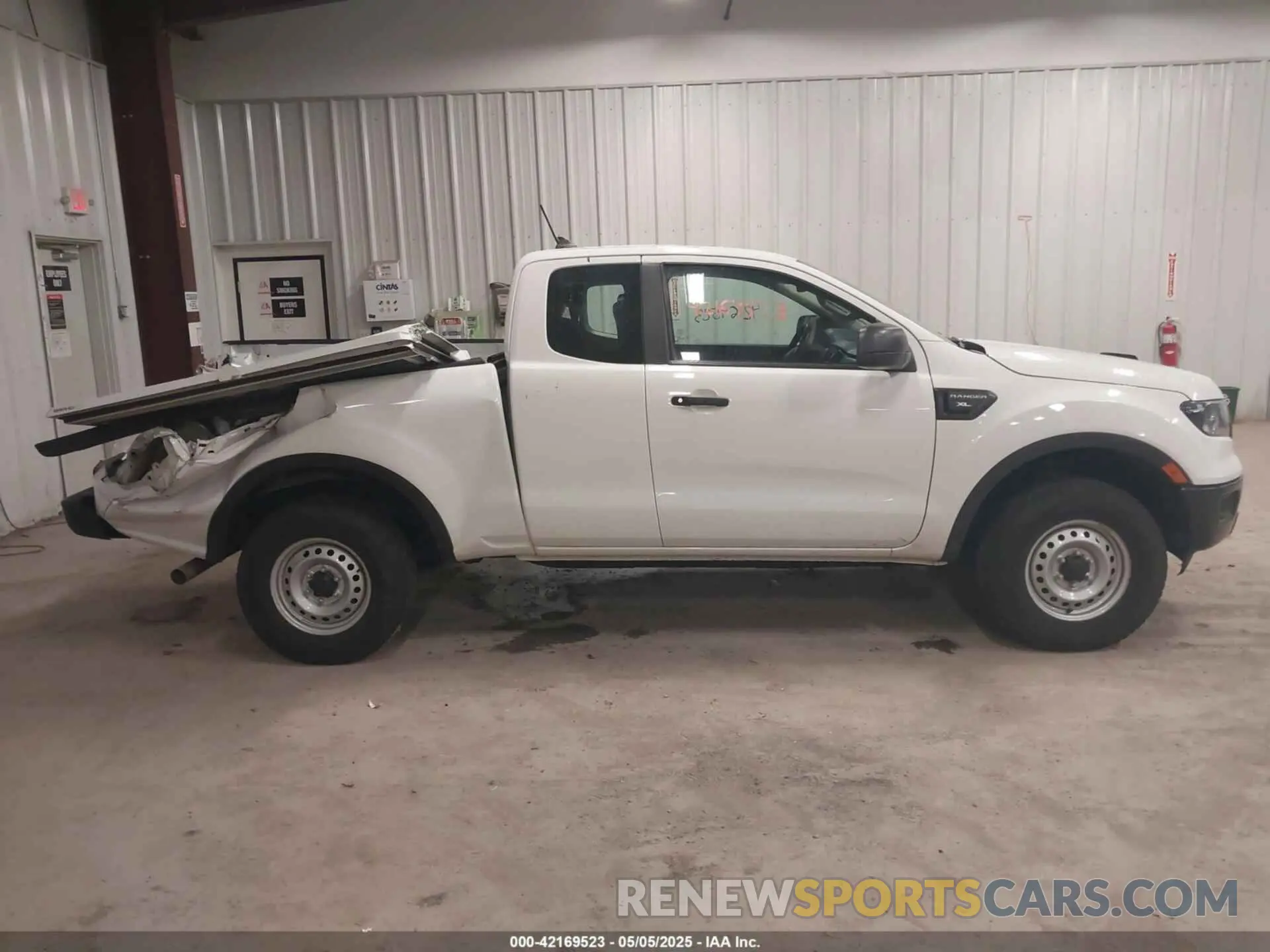 13 Photograph of a damaged car 1FTER1EH9MLD52952 FORD RANGER 2021