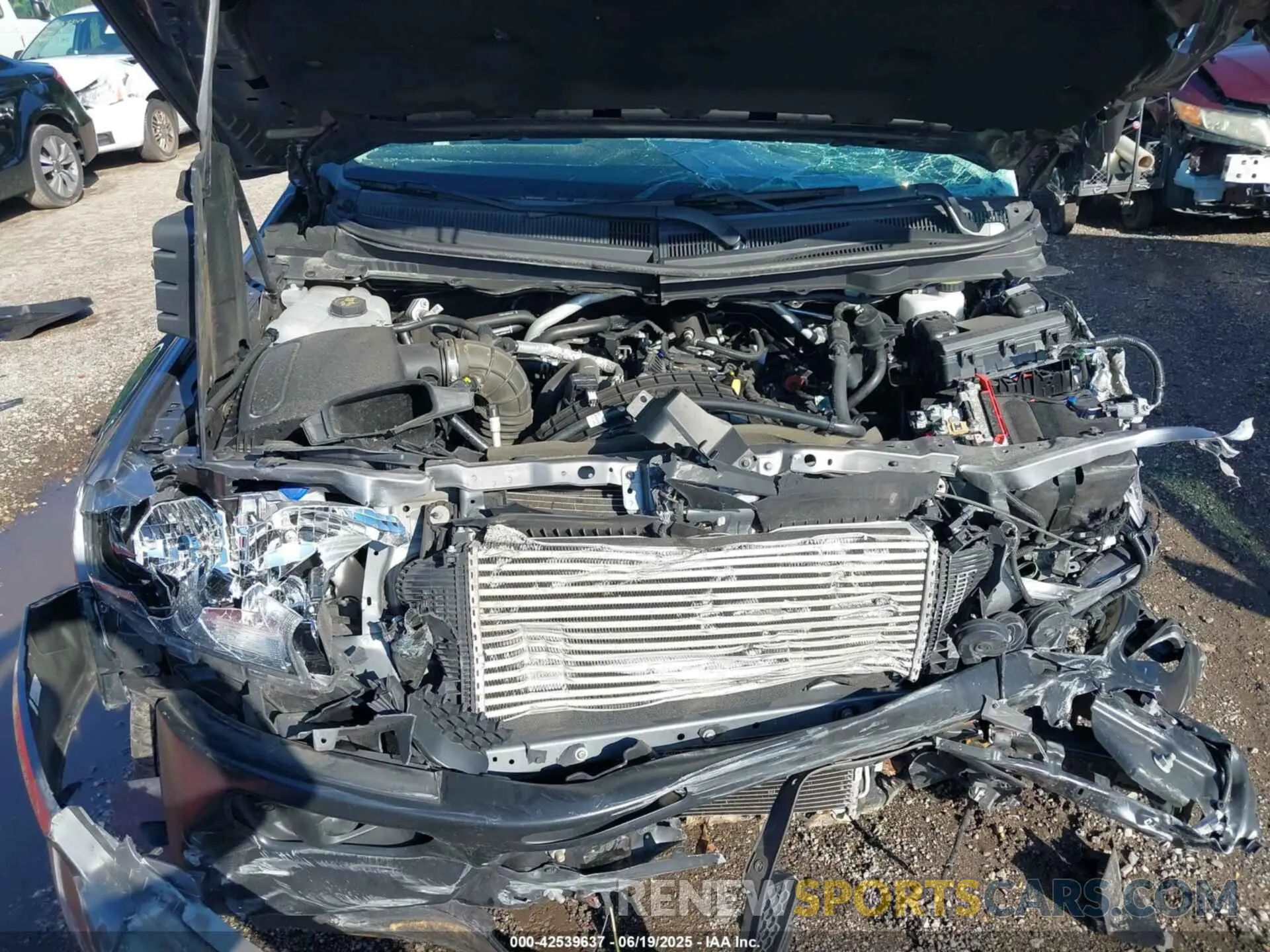 10 Photograph of a damaged car 1FTER1FH3MLD19721 FORD RANGER 2021