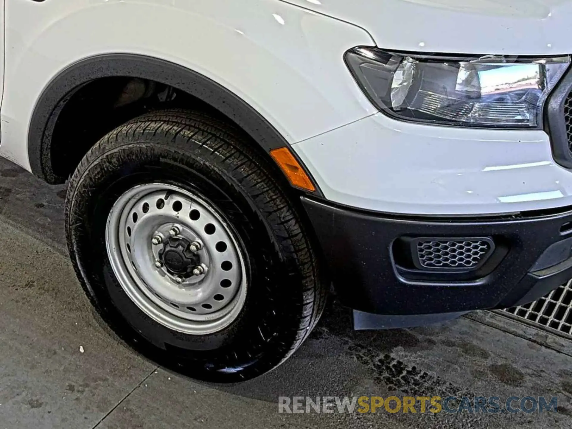 30 Photograph of a damaged car 1FTER4EH0MLD72959 FORD RANGER 2021