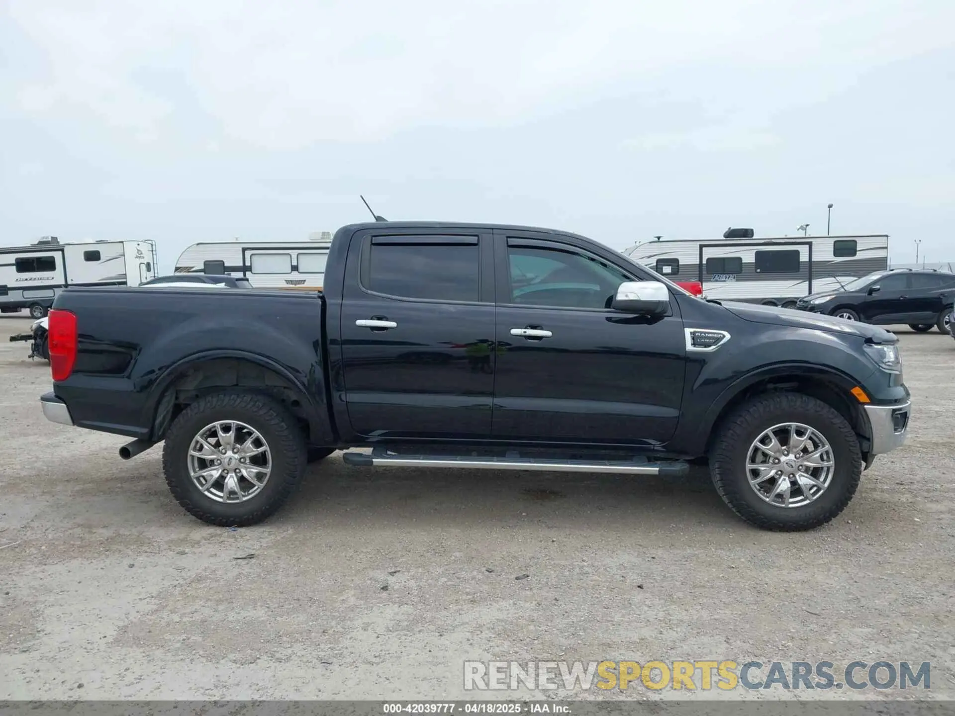 13 Photograph of a damaged car 1FTER4EH0MLE03112 FORD RANGER 2021
