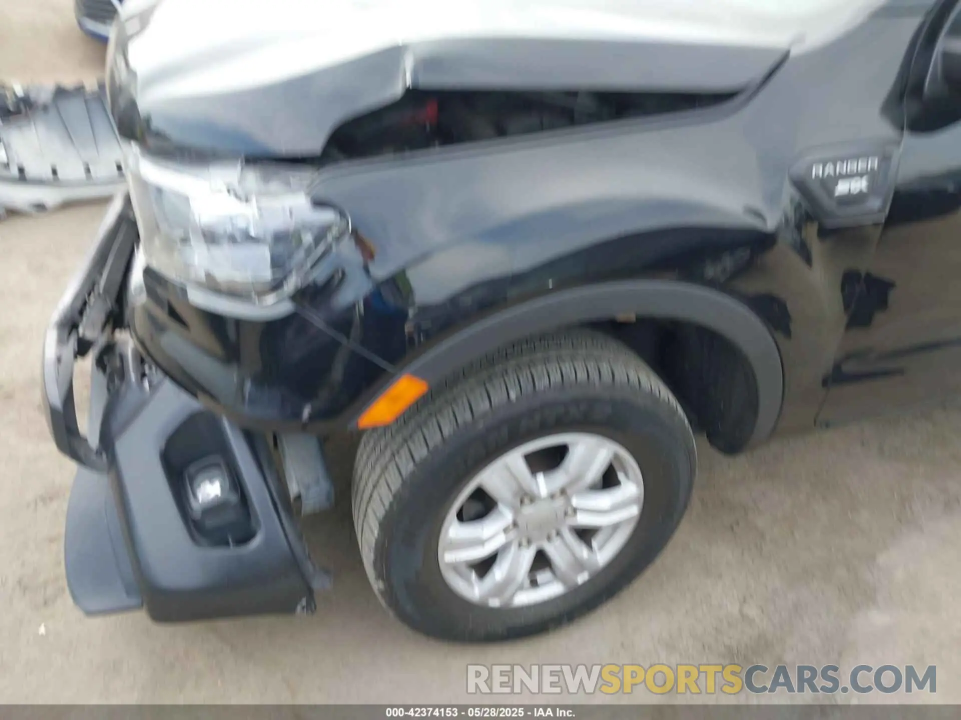 19 Photograph of a damaged car 1FTER4EH5MLD85058 FORD RANGER 2021