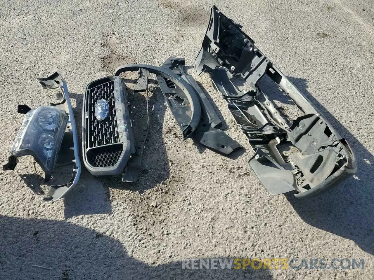 12 Photograph of a damaged car 1FTER4EH6MLD76384 FORD RANGER 2021