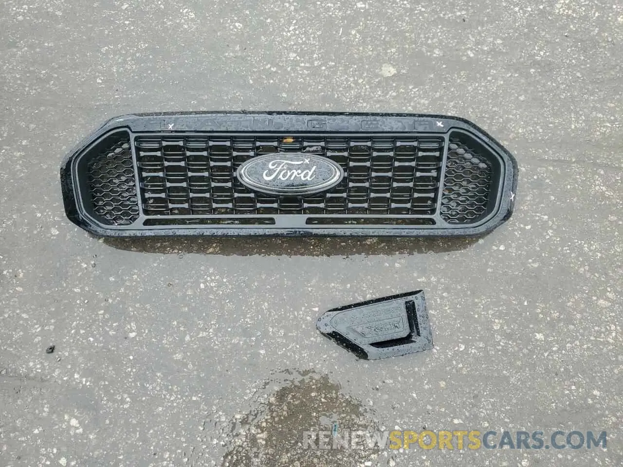 13 Photograph of a damaged car 1FTER4EHXMLD68319 FORD RANGER 2021