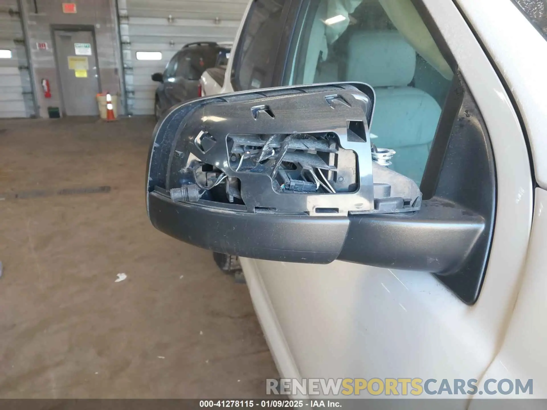 17 Photograph of a damaged car 1FTER4FH5MLD40345 FORD RANGER 2021