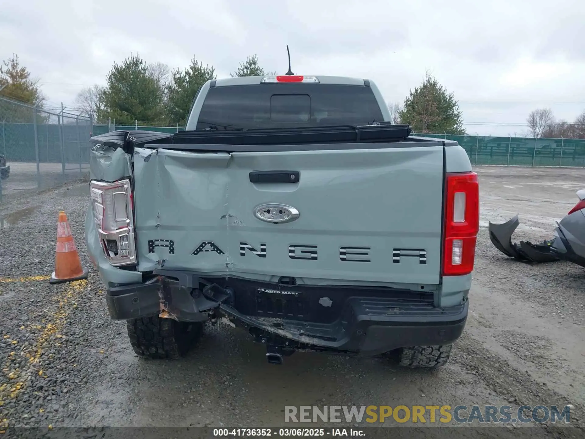 15 Photograph of a damaged car 1FTER4FH8MLD28724 FORD RANGER 2021