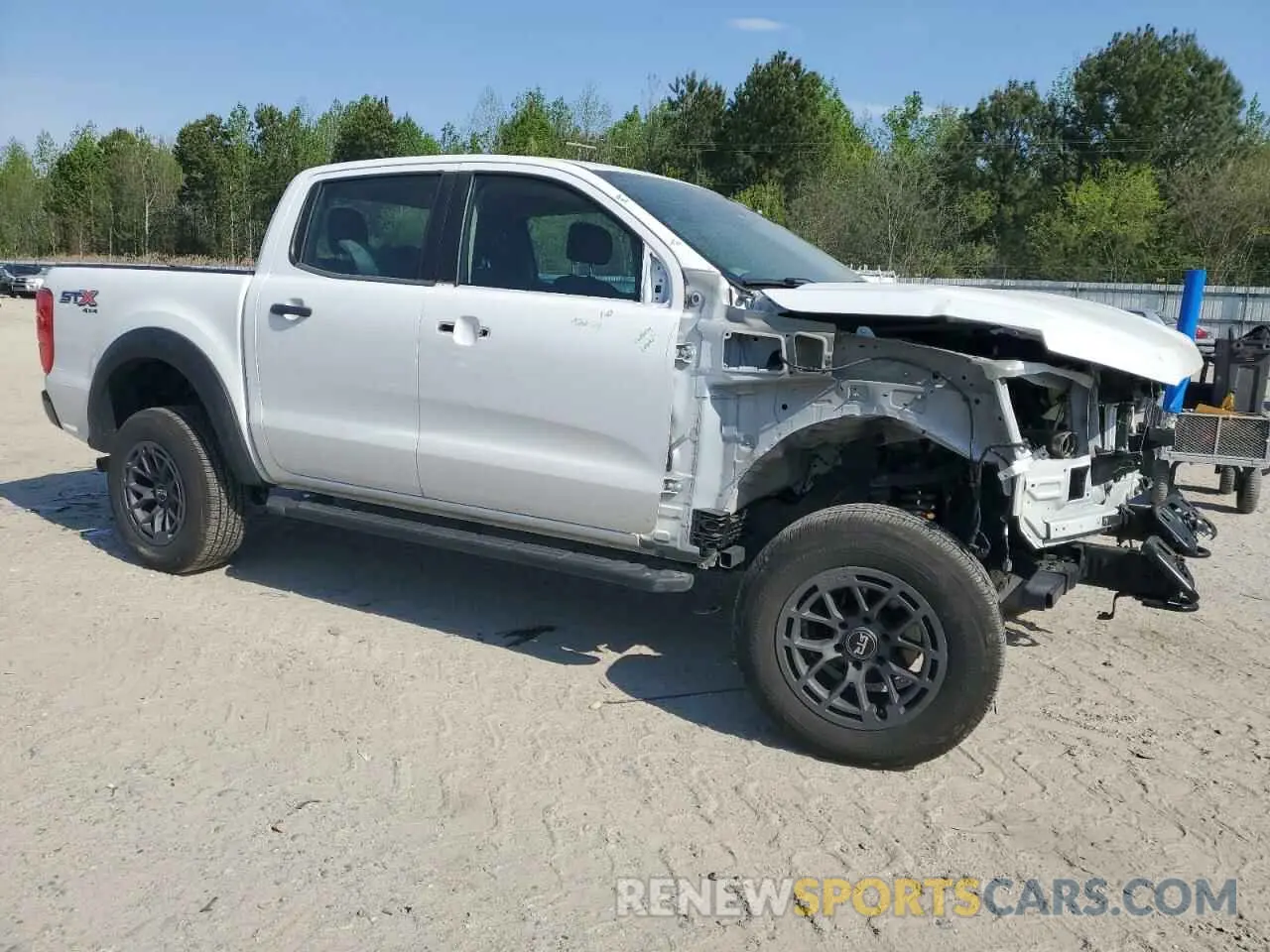 4 Photograph of a damaged car 1FTER4FH9MLD82811 FORD RANGER 2021