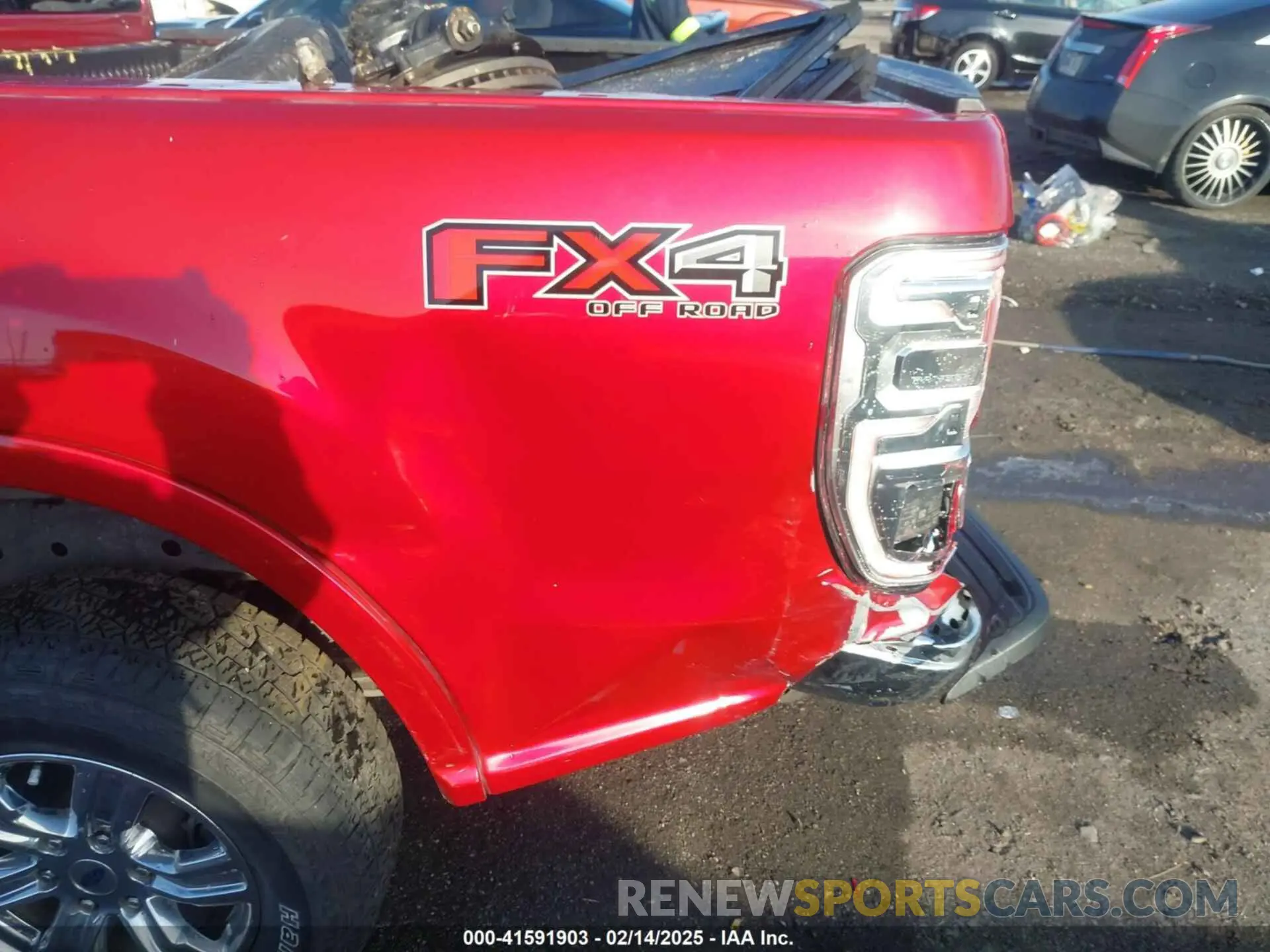 18 Photograph of a damaged car 1FTER4FHXMLD63104 FORD RANGER 2021