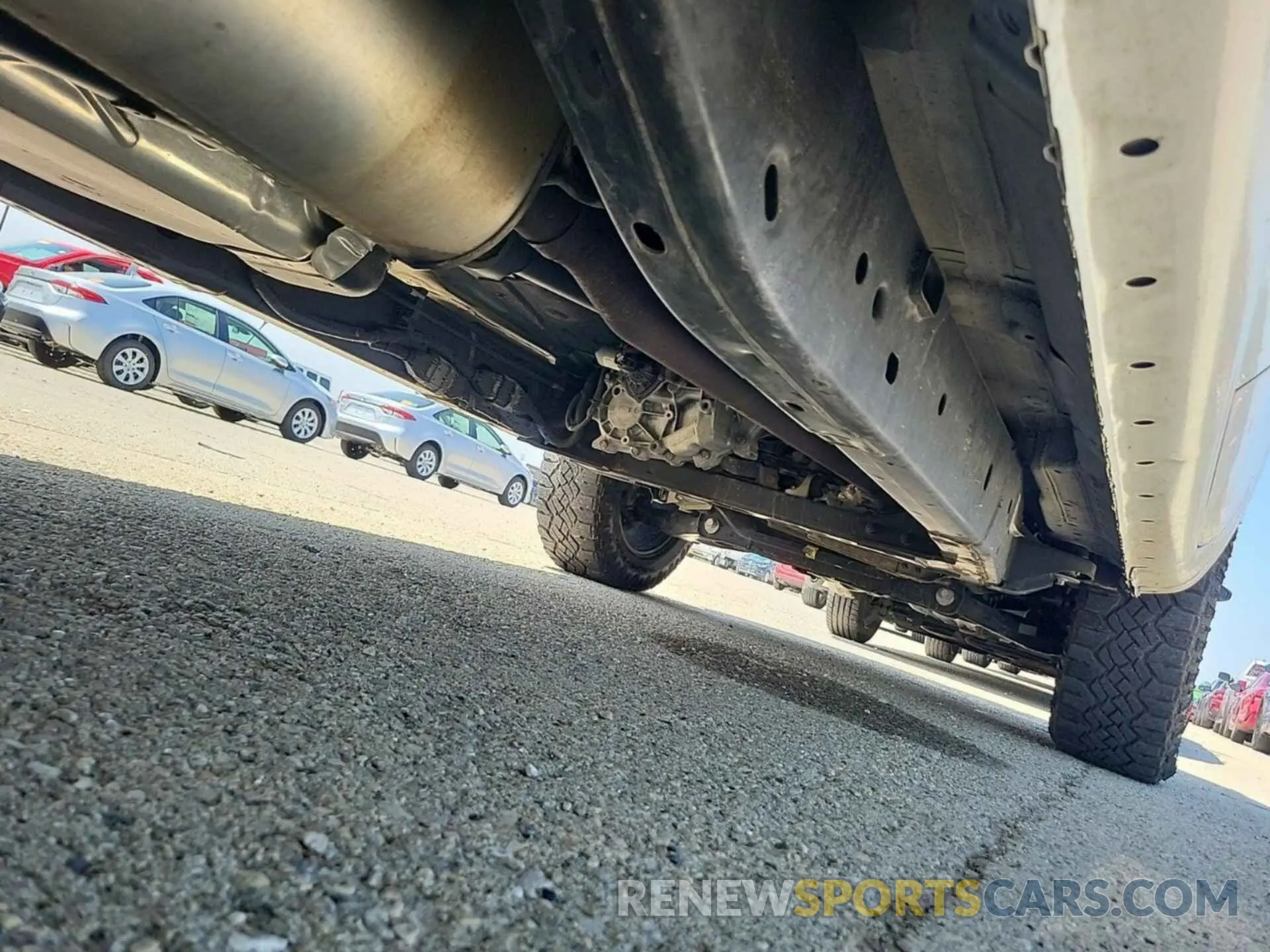 19 Photograph of a damaged car 1FTER4FH1NLD30185 FORD RANGER 2022