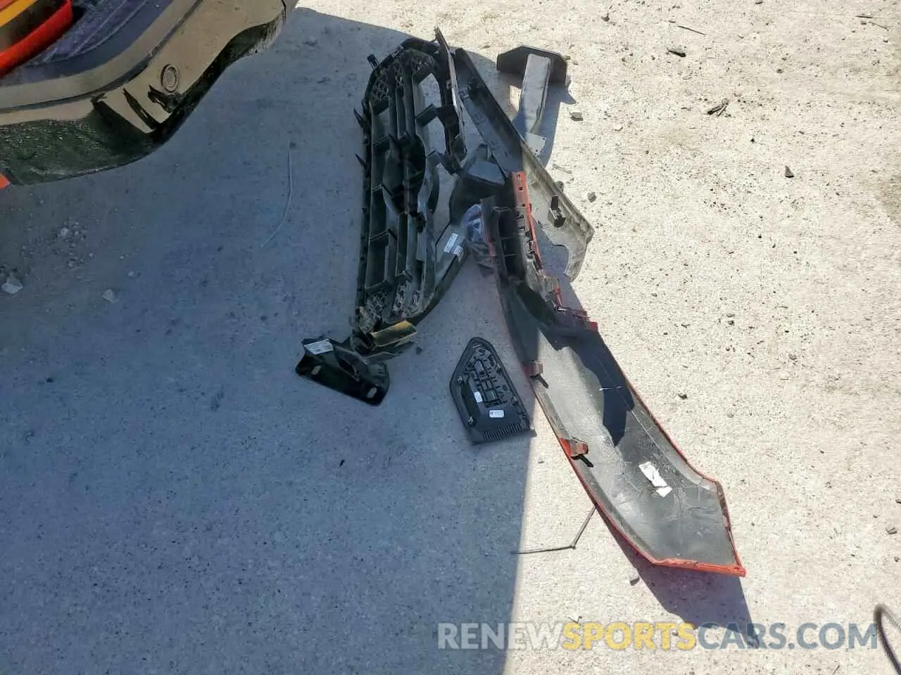 12 Photograph of a damaged car 1FTER4FH4NLD40936 FORD RANGER 2022