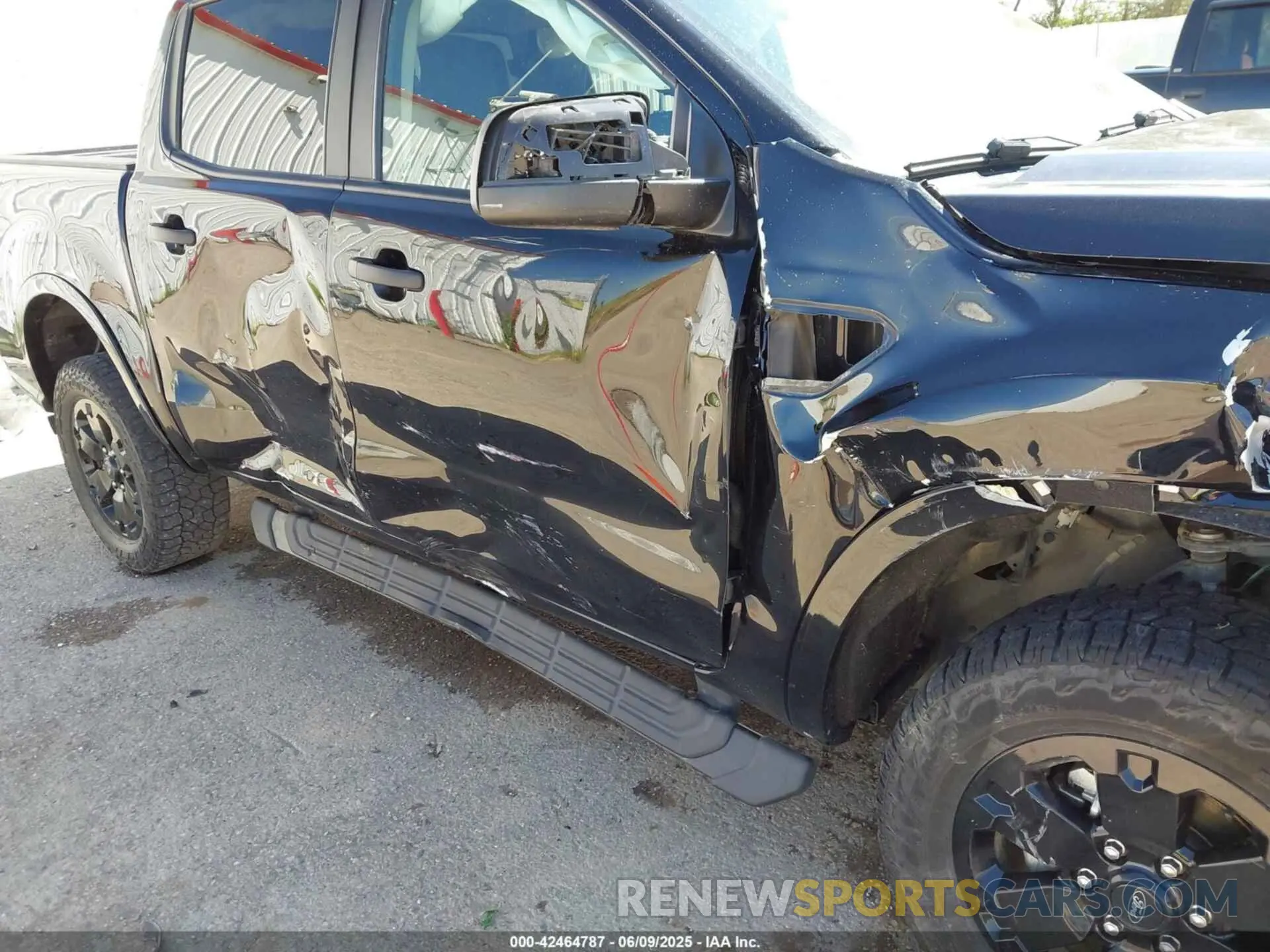 18 Photograph of a damaged car 1FTER4FH8NLD14324 FORD RANGER 2022
