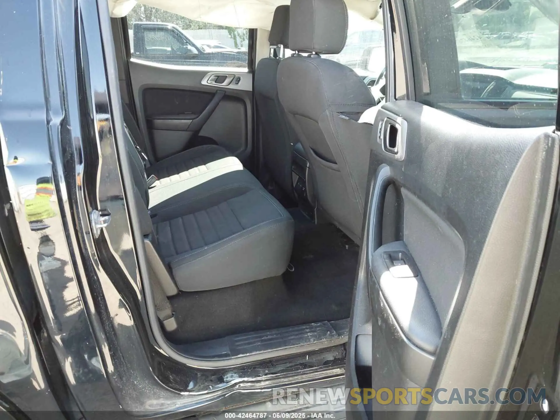 8 Photograph of a damaged car 1FTER4FH8NLD14324 FORD RANGER 2022