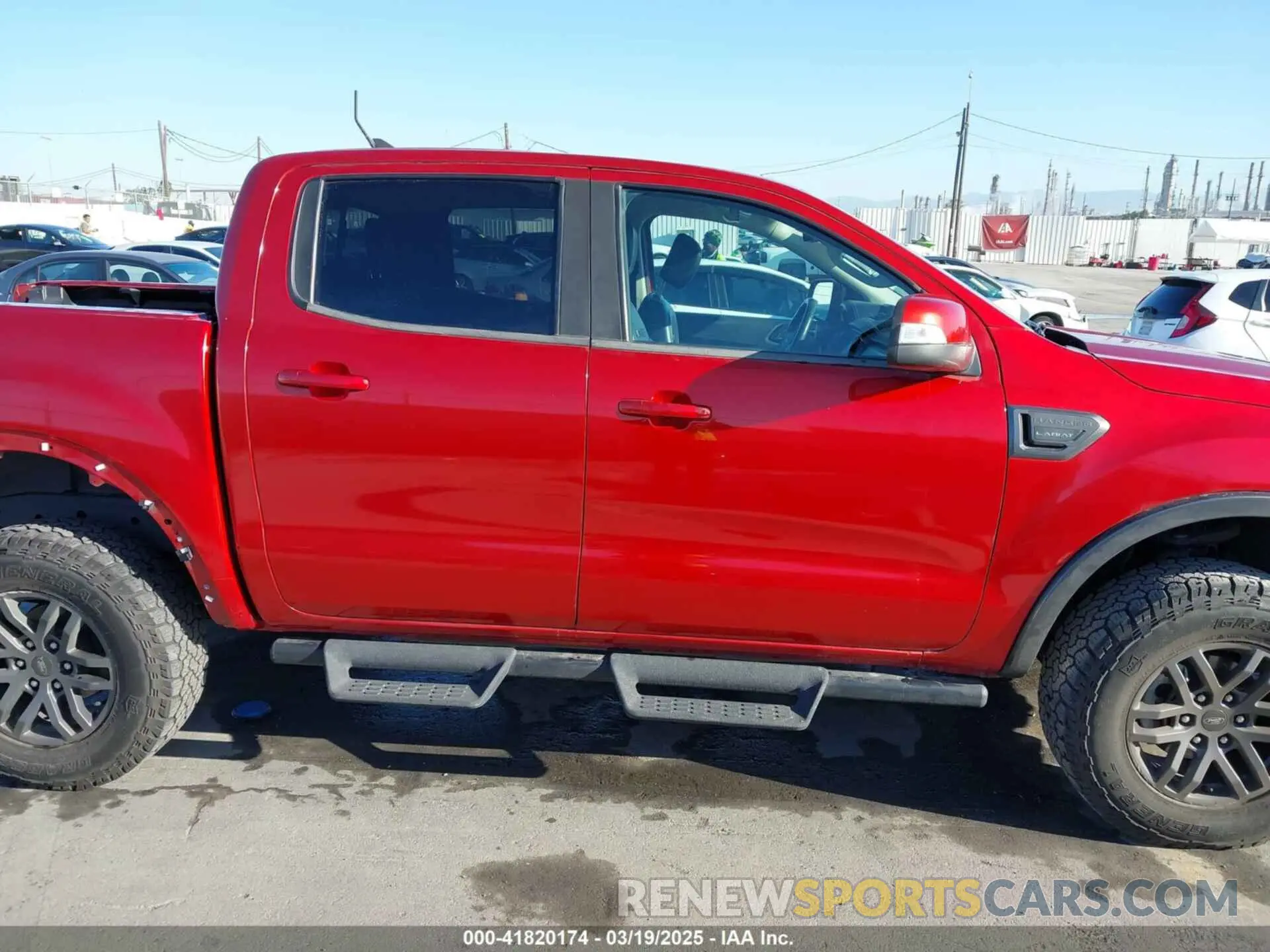 14 Photograph of a damaged car 1FTER4FHXNLD02305 FORD RANGER 2022