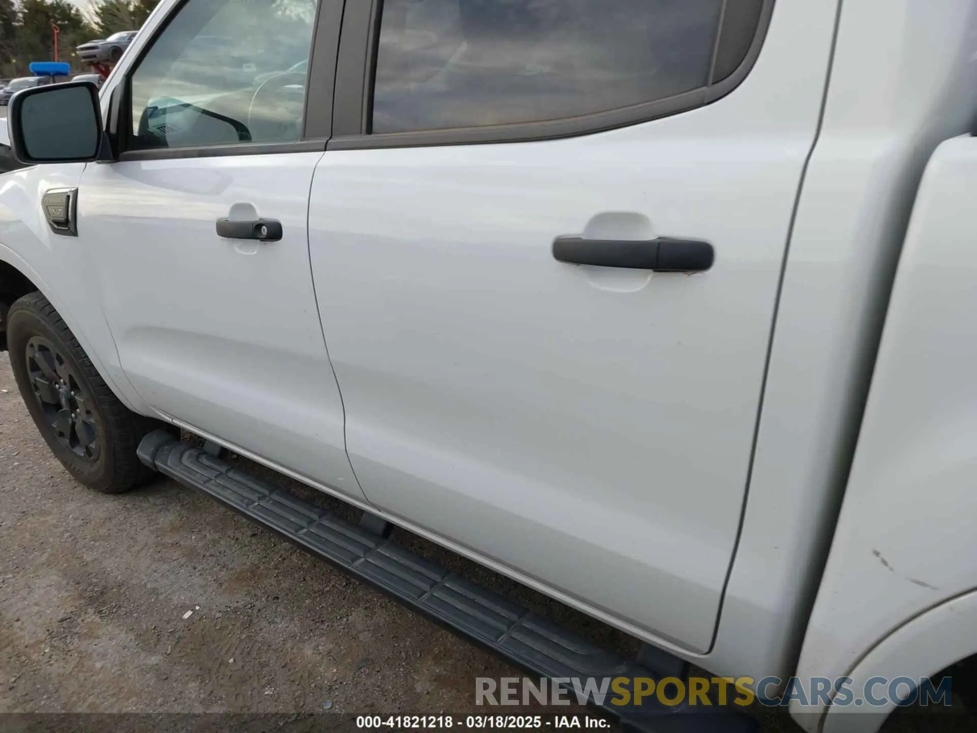 14 Photograph of a damaged car 1FTER4FHXNLD41847 FORD RANGER 2022