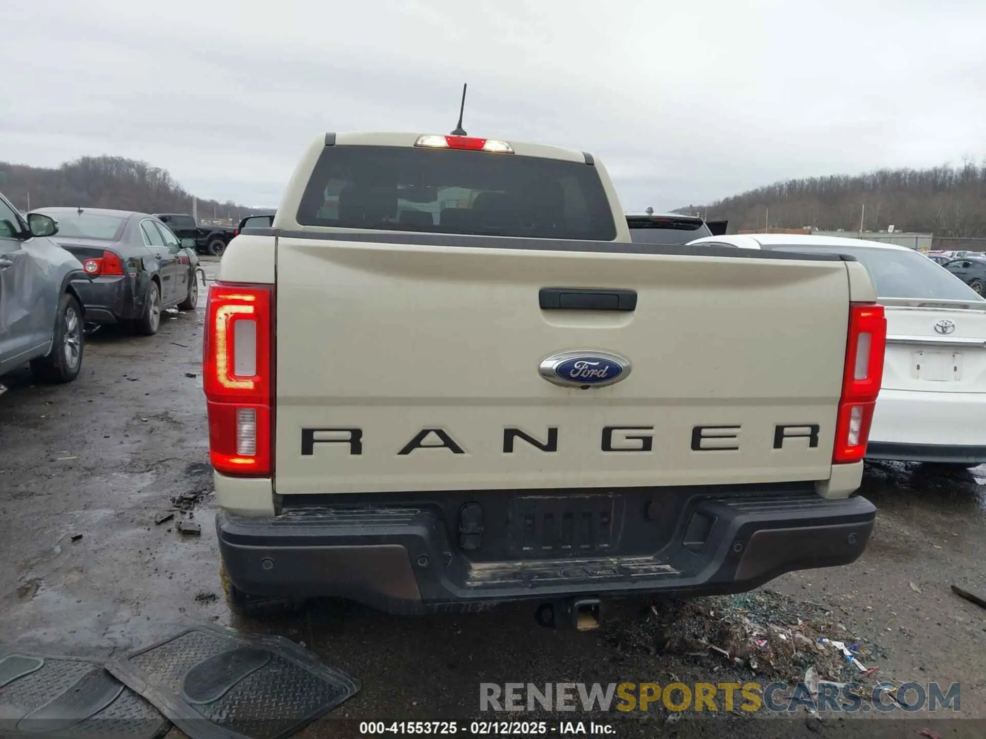 16 Photograph of a damaged car 1FTER4FHXNLD42710 FORD RANGER 2022