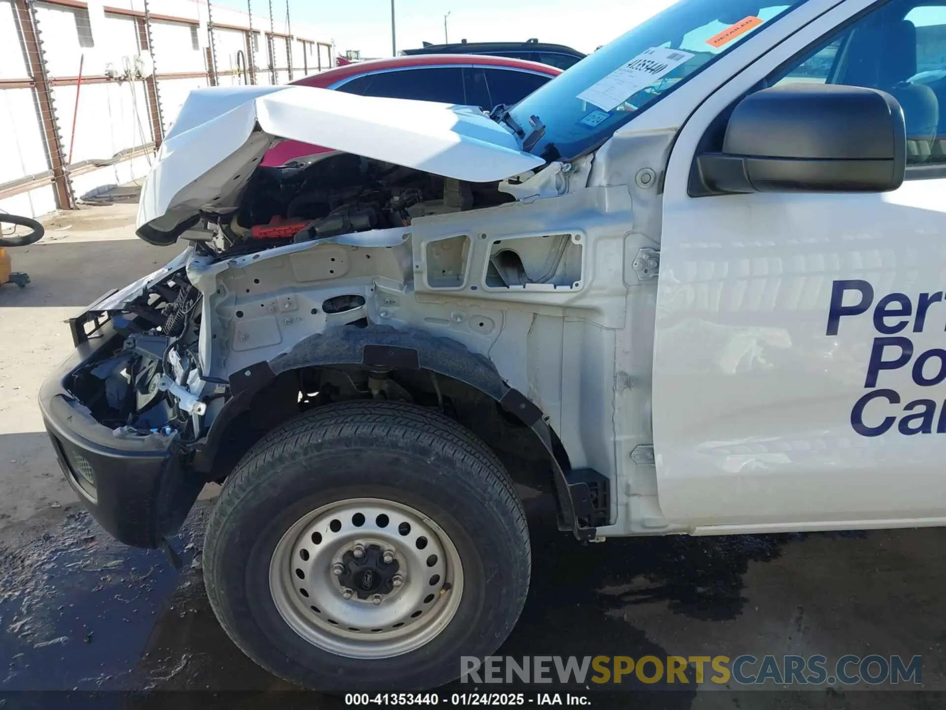 19 Photograph of a damaged car 1FTER1EH6PLE05482 FORD RANGER 2023