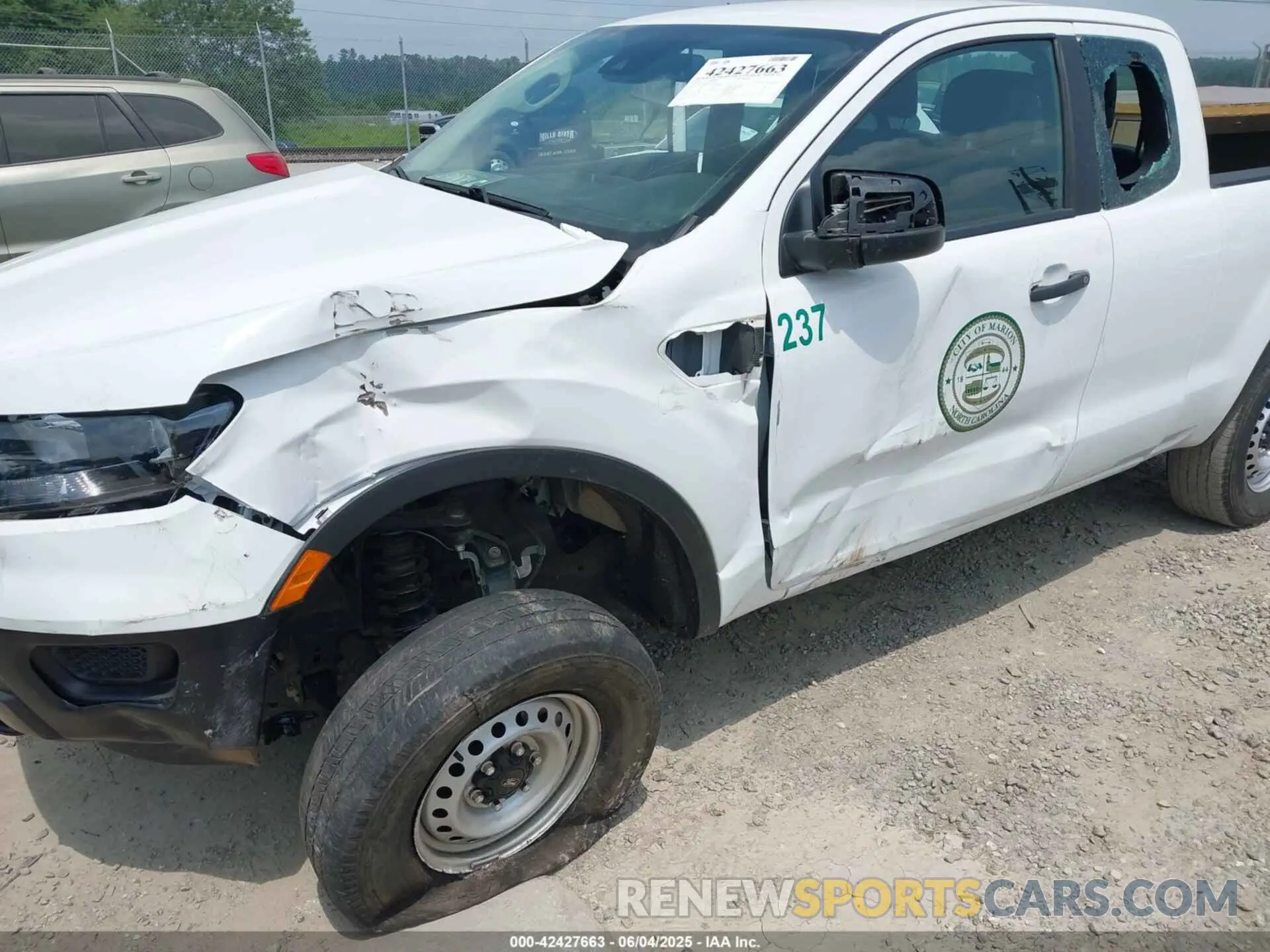 19 Photograph of a damaged car 1FTER1FH9PLE00419 FORD RANGER 2023