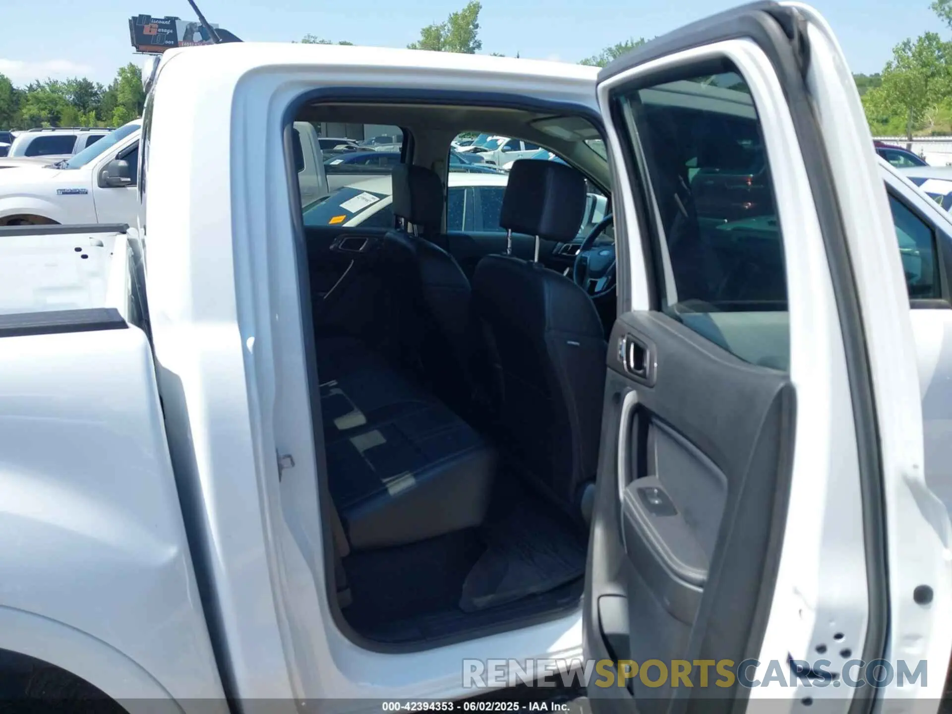 8 Photograph of a damaged car 1FTER4EH7PLE14046 FORD RANGER 2023